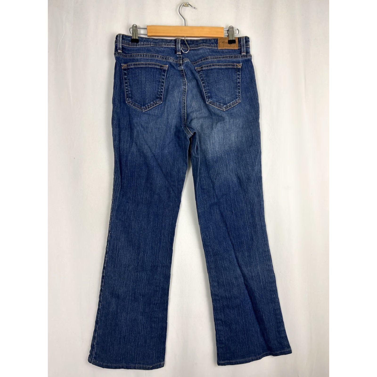 Eddie Bauer Eddie Bauer Womens Size 10 Regular Shaped Bootcut Dark Jeans 32x28.5 Size 24" / US 00 / IT 34 - 7 Thumbnail