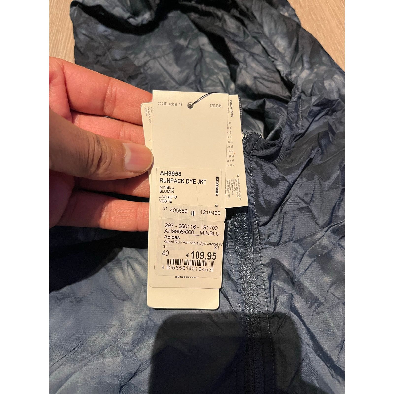 Adidas Adidas - RUNPACK DYE JACKET / M / NWT Size M / US 6-8 / IT 42-44 - 5 Thumbnail