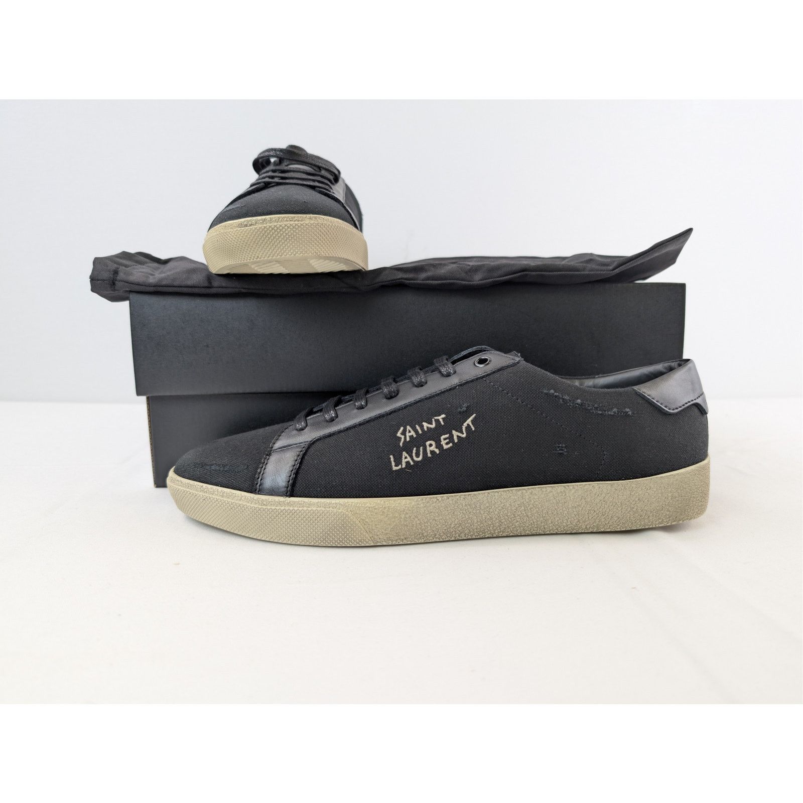Saint Laurent Paris o1rshd1 SL06 Signa Low Top Sneakers in Black Size US 12 / EU 45 - 19 Thumbnail