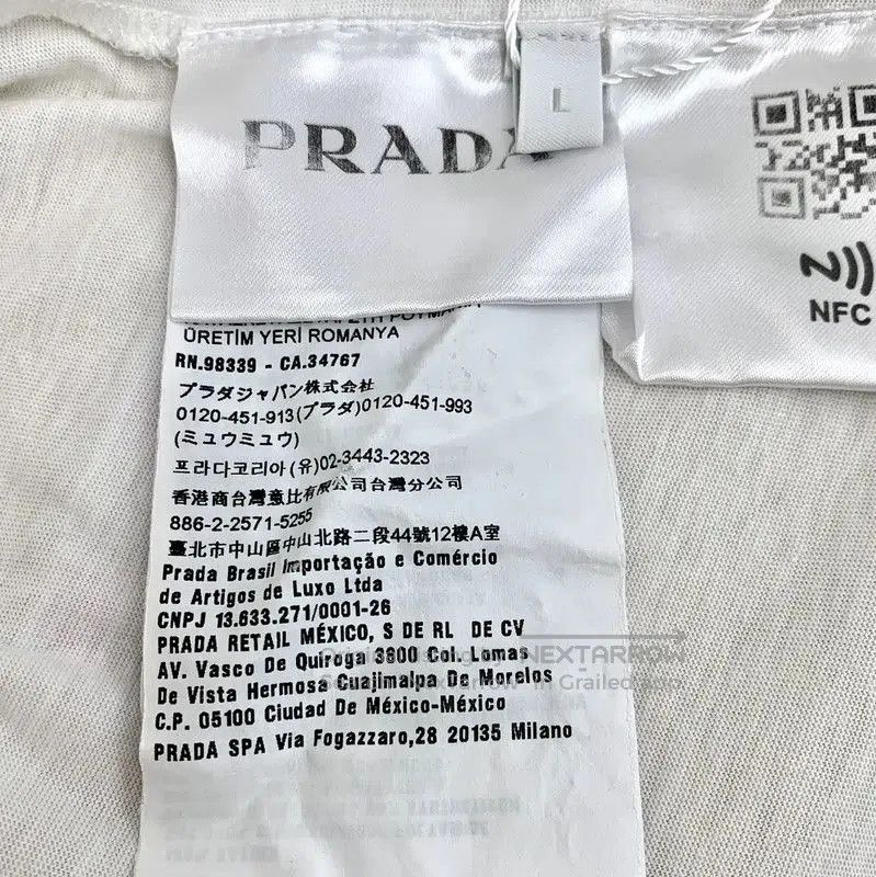 Prada Prada White Men's T-Shirt Size L. Size US L / EU 52-54 / 3 - 7 Thumbnail