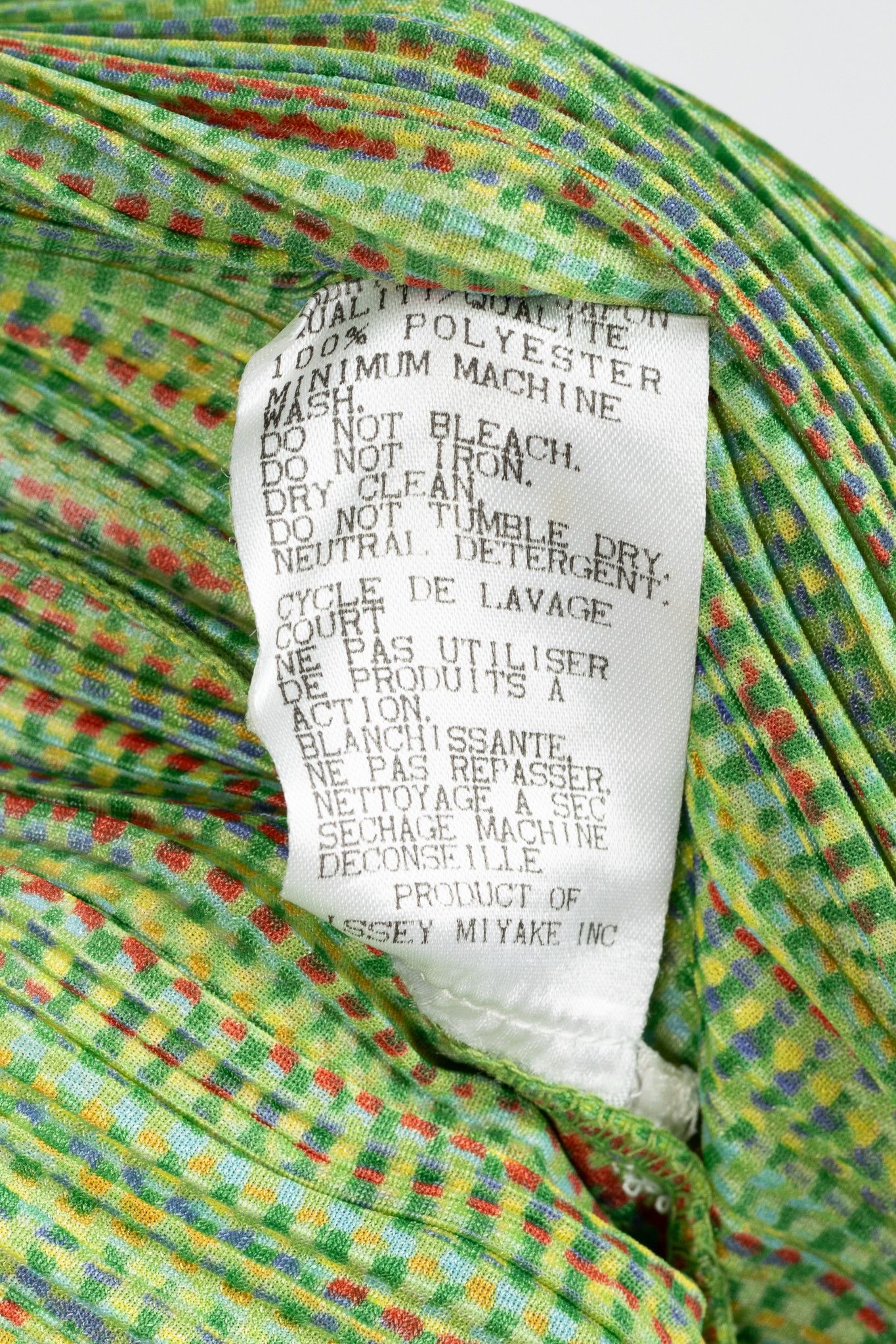 Pleats Please Issey Miyake Pleats Please Issey Miyake Pixel-Print Open-Front Cardigan Size ONE SIZE - 8 Thumbnail