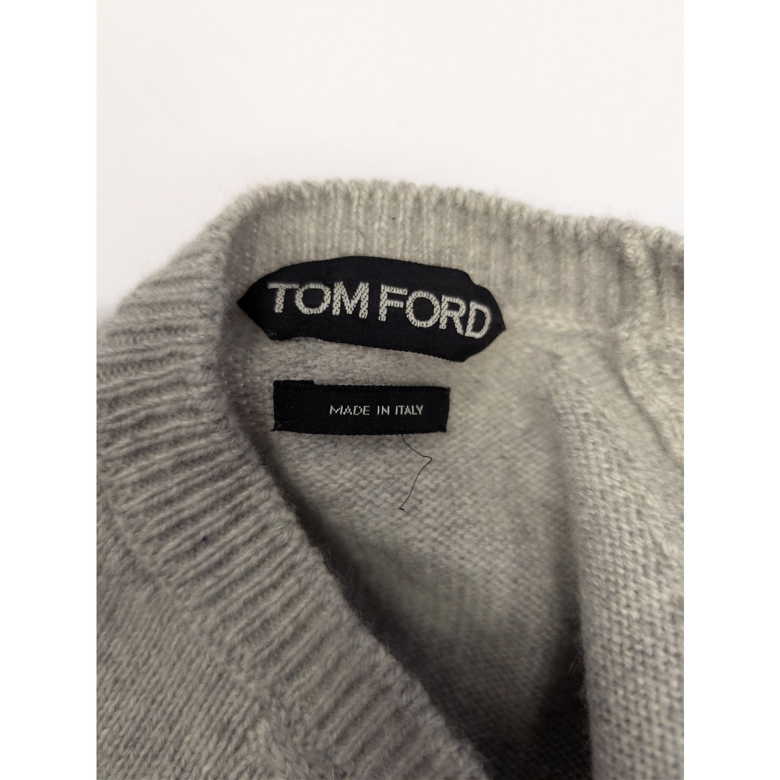 Tom Ford o1rshd1 CC20 cashmere crew-neck sweater in Grey Size US M / EU 48-50 / 2 - 18 Thumbnail