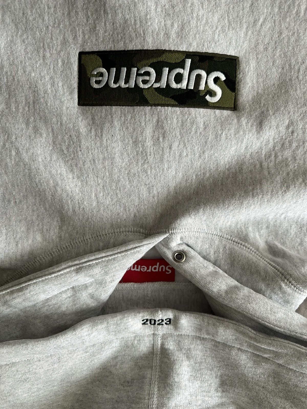 Supreme Supreme Camo Bogo Hoodie Size US XL / EU 56 / 4 - 6 Thumbnail