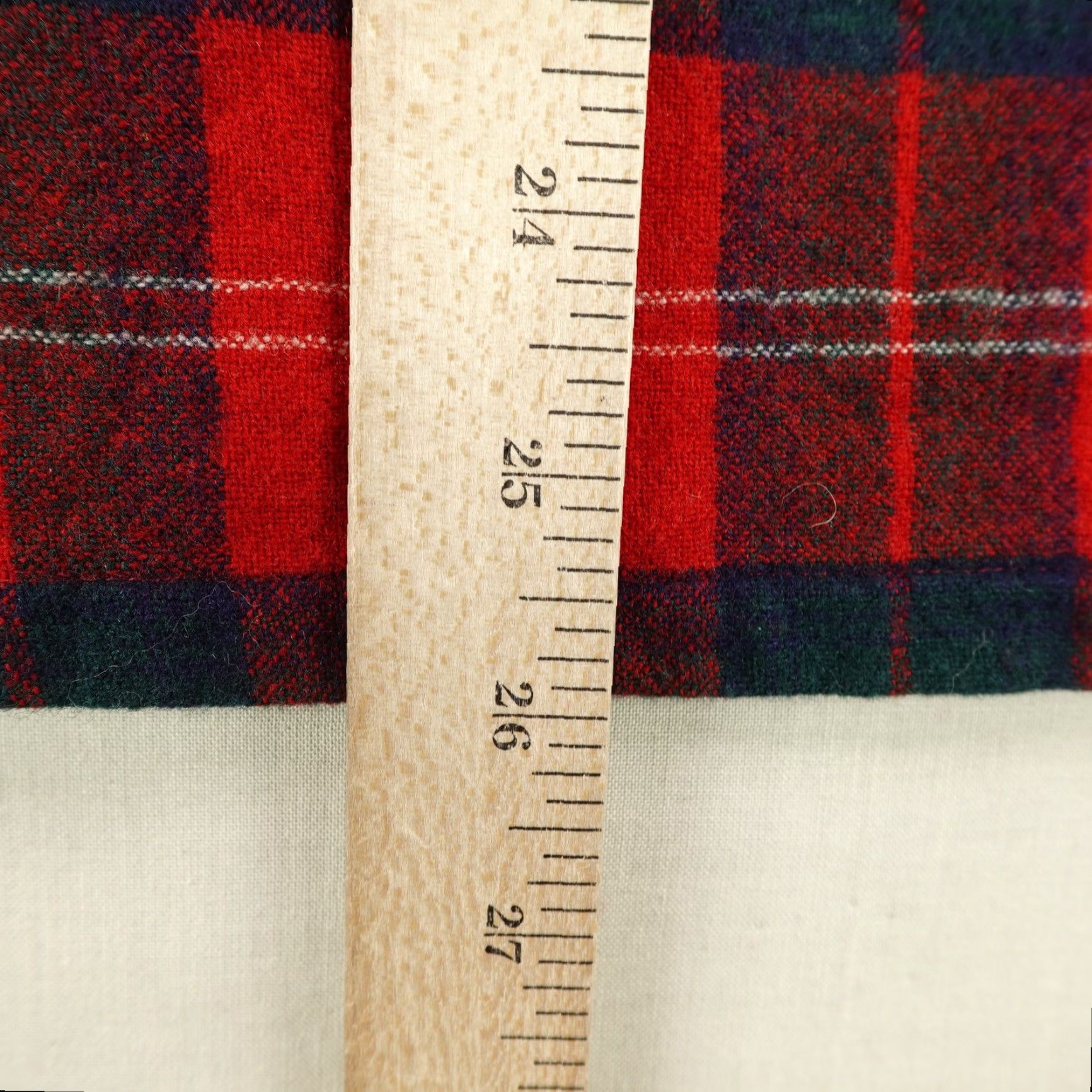 Pendleton Vintage Pendleton Jacket Mens Medium Red Plaid Wool Flannel Button Up 70s 80s Size US M / EU 48-50 / 2 - 7 Thumbnail