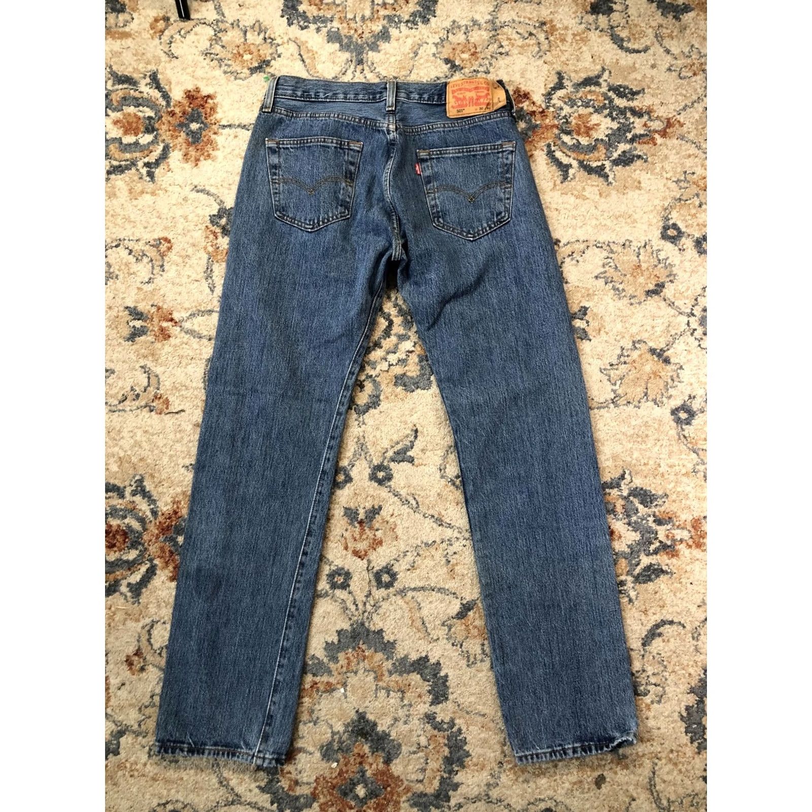 Levi's Levi's 501 Jeans Mens 30x32 Blue Medium Wash Straight Leg Button Fly Denim Pants Size US 30 / EU 46 - 6 Thumbnail