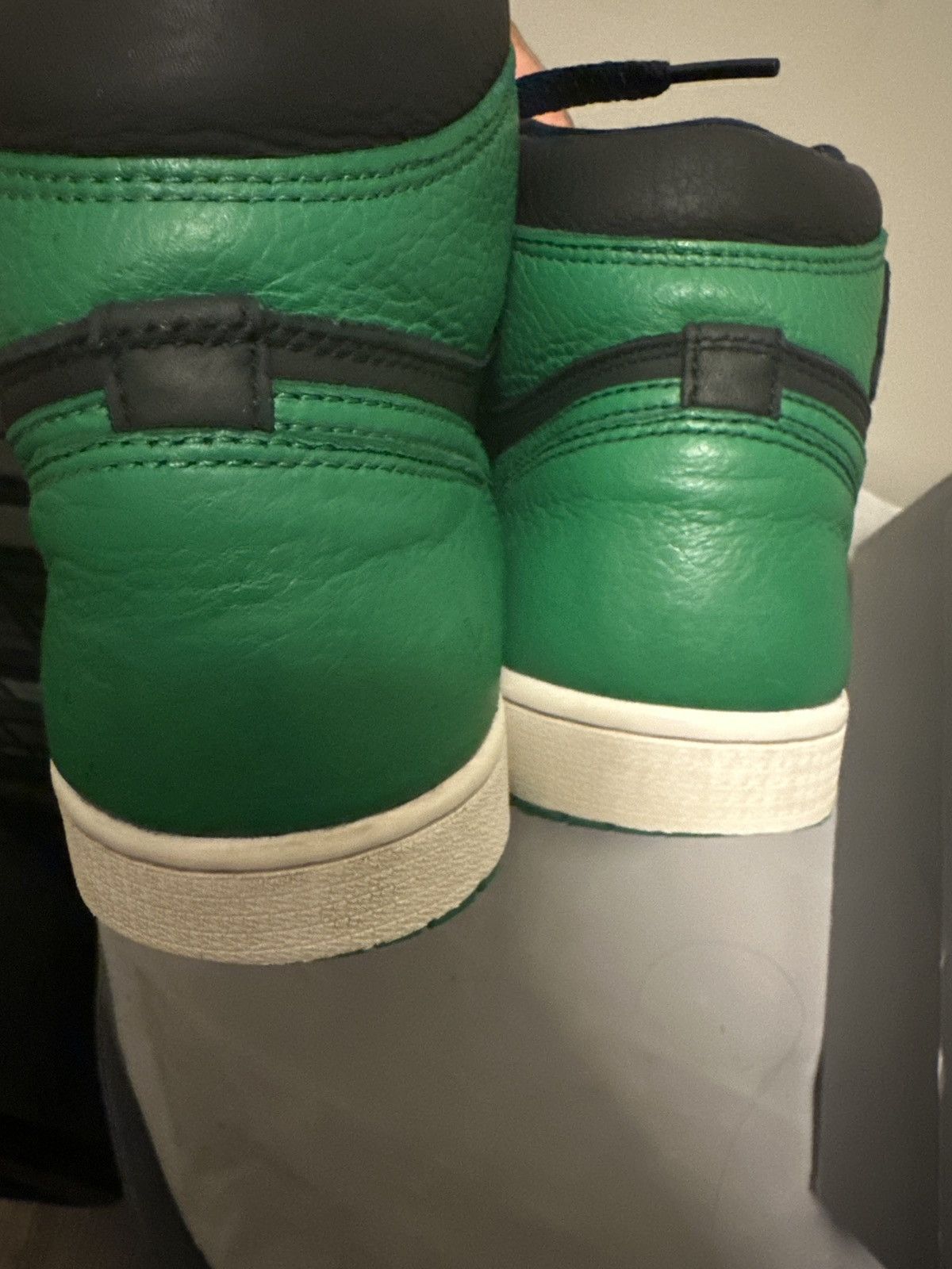 Jordan Brand Jordan 1 Retro “Pine Green” Size US 10 / EU 43 - 7 Thumbnail