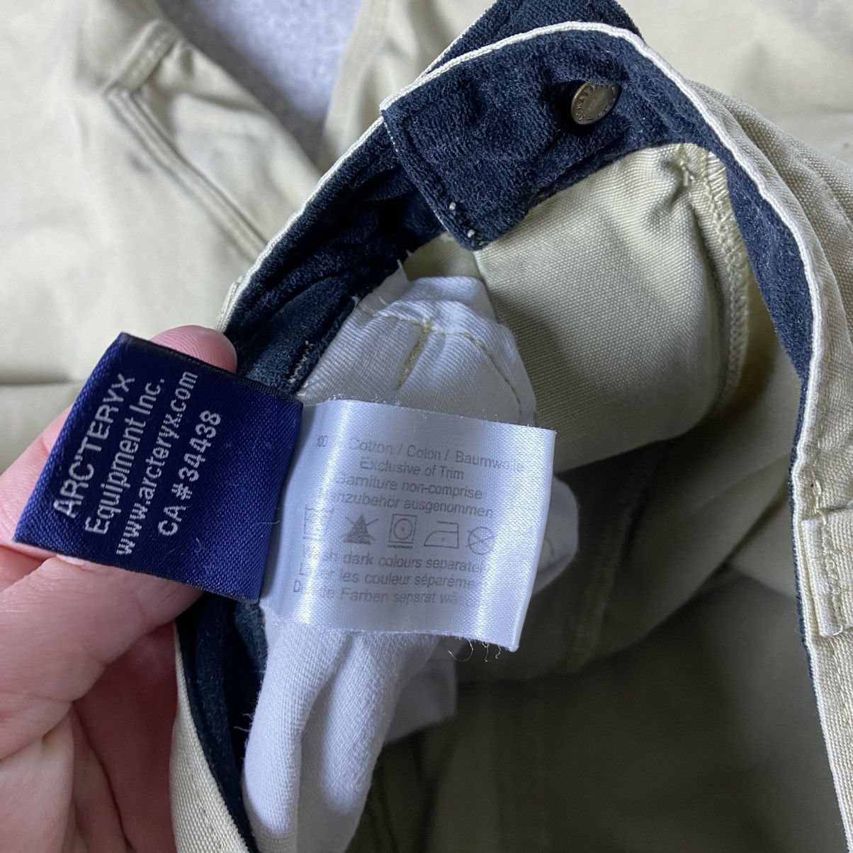 Arc'teryx Vintage Arc’teryx Shorts Size US 32 / EU 48 - 13 Thumbnail