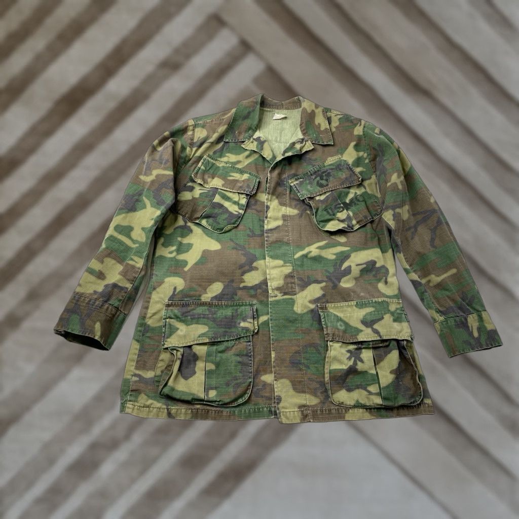 Vintage VINTAGE Military Jacket Mens Small Slim Pockets Camouflage Poplin Rip Stop Wind-Resistant Slant Pockets Coat USA Army 1970s Size US S / EU 44-46 / 1 - 1 Thumbnail