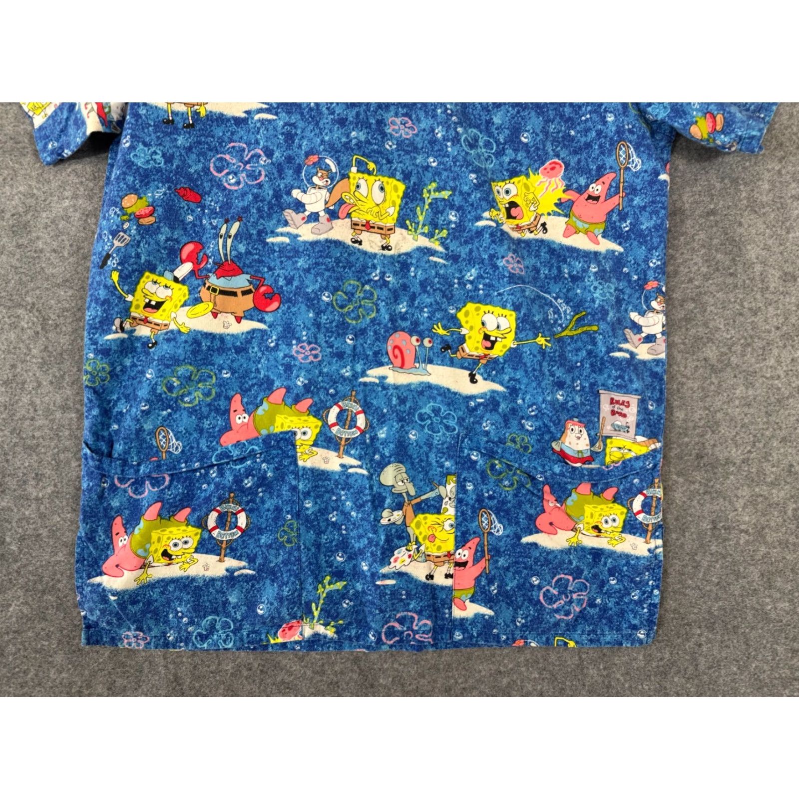 Nickelodeon VINTAGE Nickelodeon SpongeBob SquarePants Scrub Top Shirt Womens XS Blue V-Neck Pockets Size XS / US 0-2 / IT 36-38 - 4 Thumbnail