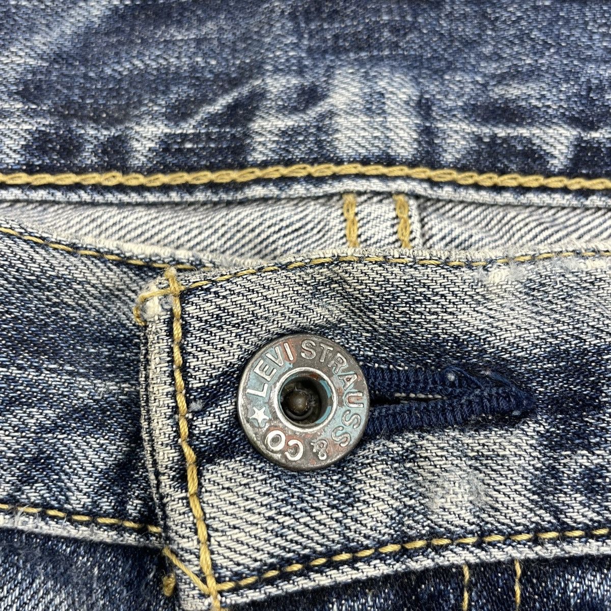 Levi's Vintage Levis 502 Distressed Faded Blue Jeans wc 344 Size US 36 / EU 52 - 9 Thumbnail