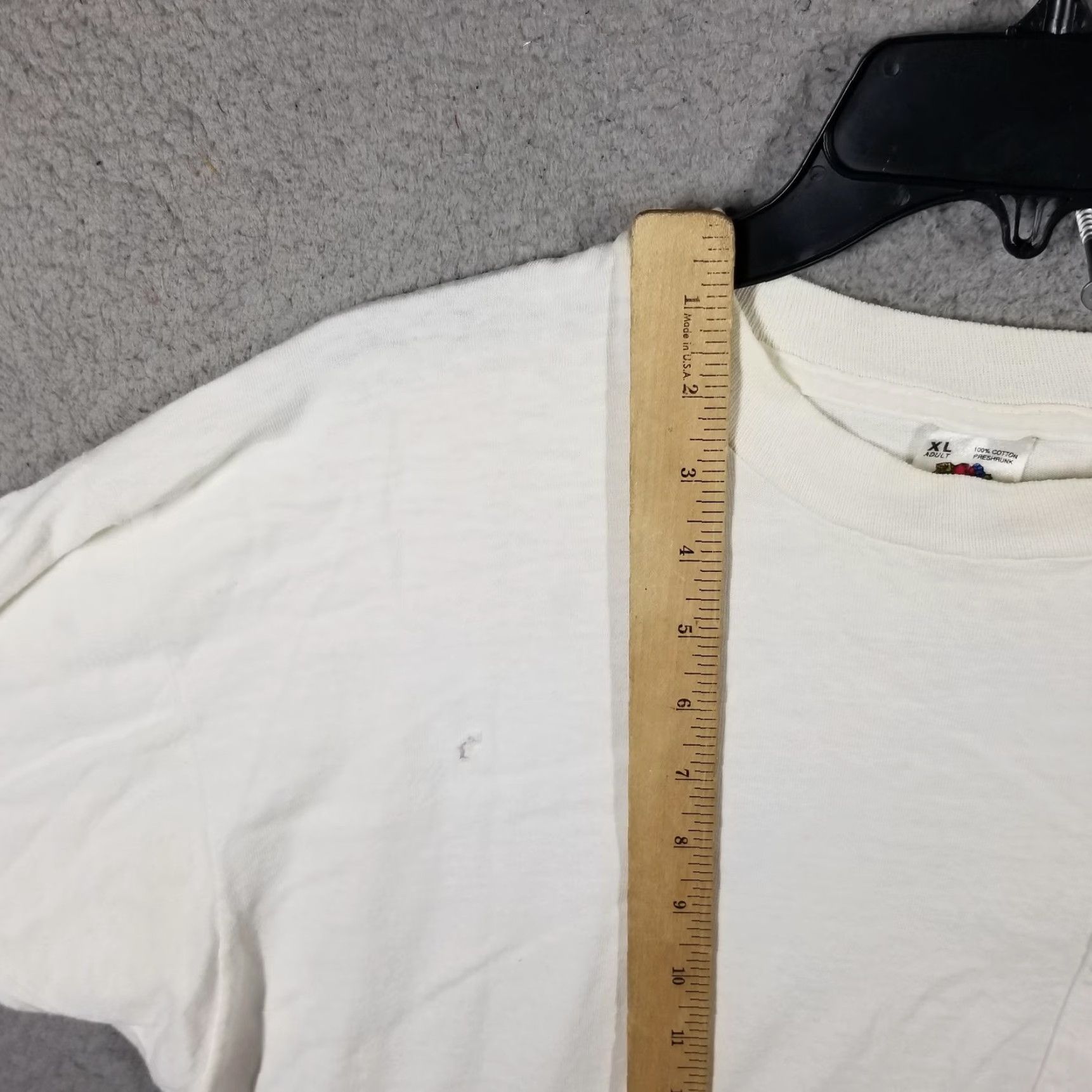 Fruit Of The Loom VINTAGE Alpine Pocket Tee Mountain Graphic Made USA Men XL White T-Shirt Canvas 90s Mens Size US XL / EU 56 / 4 - 5 Thumbnail