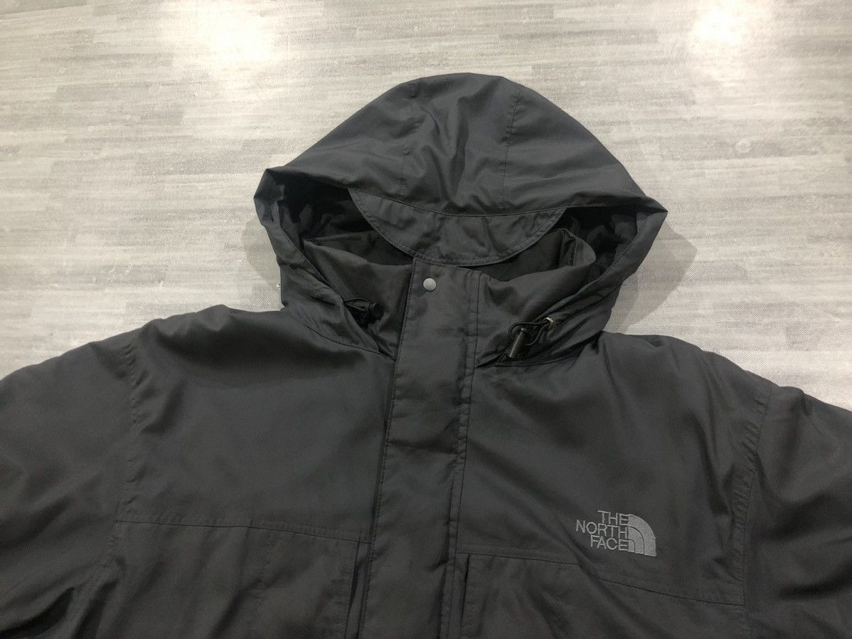 The North Face Vintage The North Face Grey LIght Down Jacket / SFC-8 Size US L / EU 52-54 / 3 - 4 Thumbnail