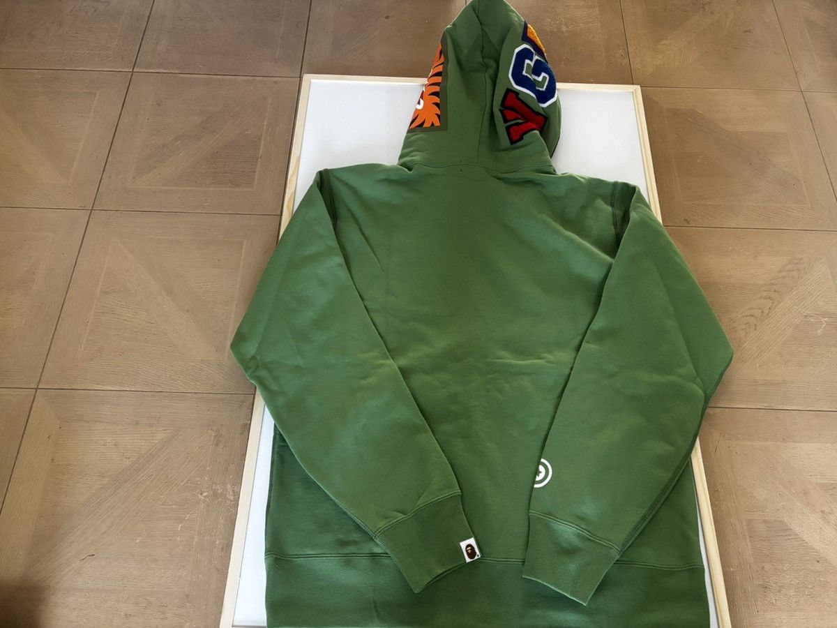 Bape Authentic ape bape shark full zip hoodie green L new Size US L / EU 52-54 / 3 - 13 Thumbnail