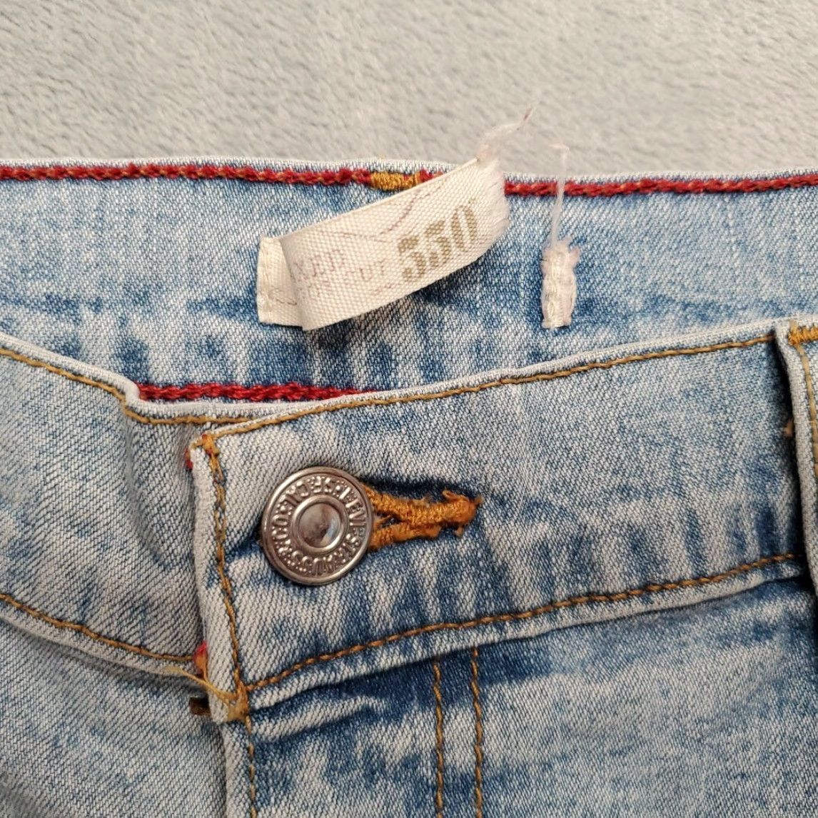 Levi's VINTAGE Levi's Jeans Women 8 Blue Denim 550 Relaxed Bootcut 32in Inseam Light Wash 5-Pocket Mens? No, end gender: Womens Size 30" / US 8 / IT 44 - 5 Thumbnail