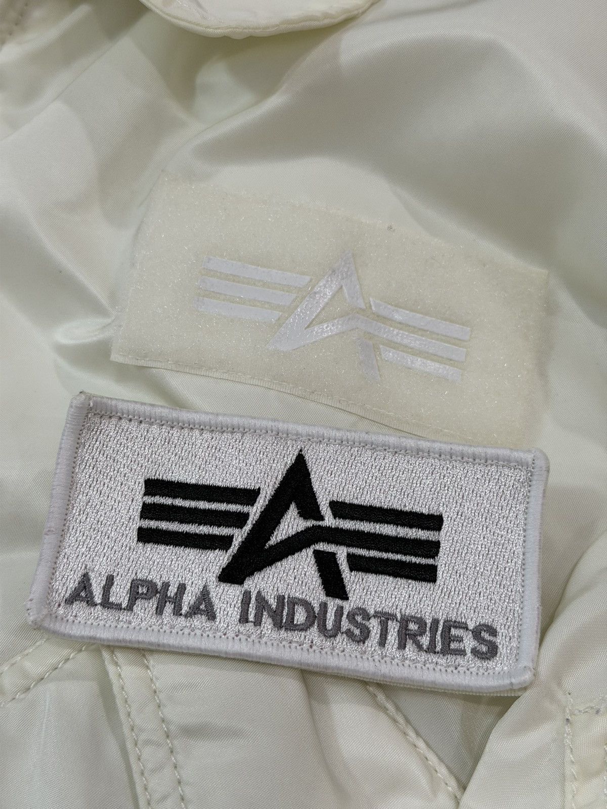 Alpha Industries Vintage 90s Alpha Industries Bomber Jacket XL Nylon CWU-45 Size US XL / EU 56 / 4 - 3 Thumbnail