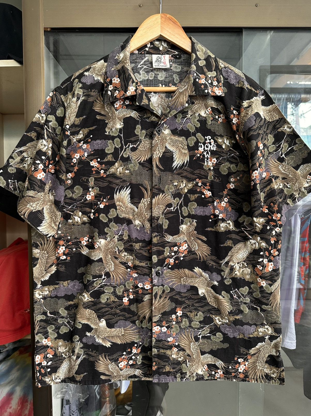 Dogtown × Vintage Vintage Dogtown Black Dragon Japanese Aloha Shirt Size US L / EU 52-54 / 3 - 1 Thumbnail