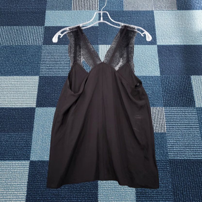 BCBGeneration BCBGeneration Tank Womens XS Black V-Neck Strap Lace Polyester NEW Sh Raw? Size XS / US 0-2 / IT 36-38 - 1 Thumbnail