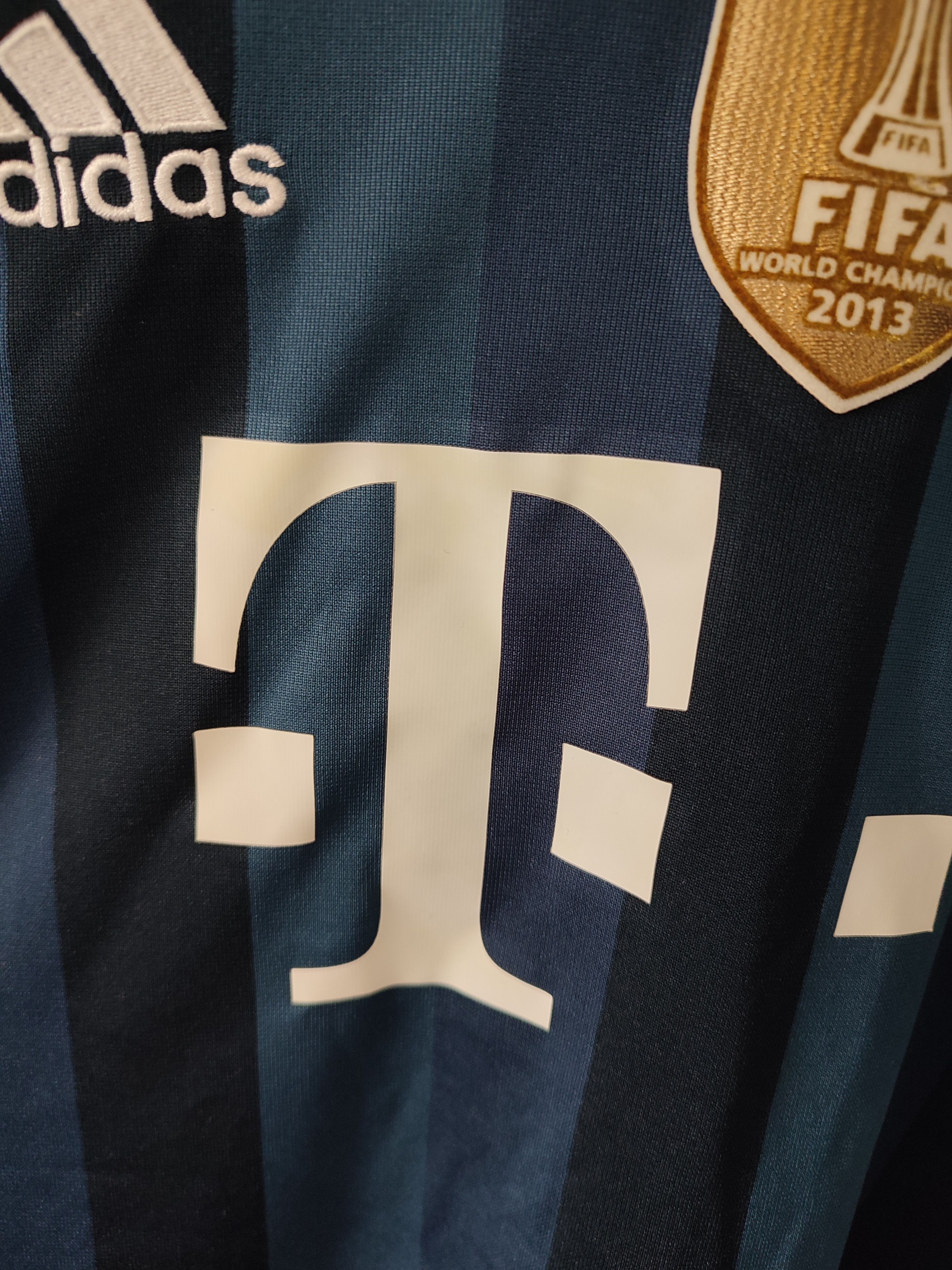 Adidas BAYERN MUNICH 2013-14 Third FOOTBALL Kit SHIRT Size US XXL / EU 58 / 5 - 10 Thumbnail