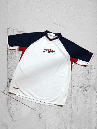Other 90’s UMBRO vintage soccer t-shirt Size US M / EU 48-50 / 2 - 1 Thumbnail