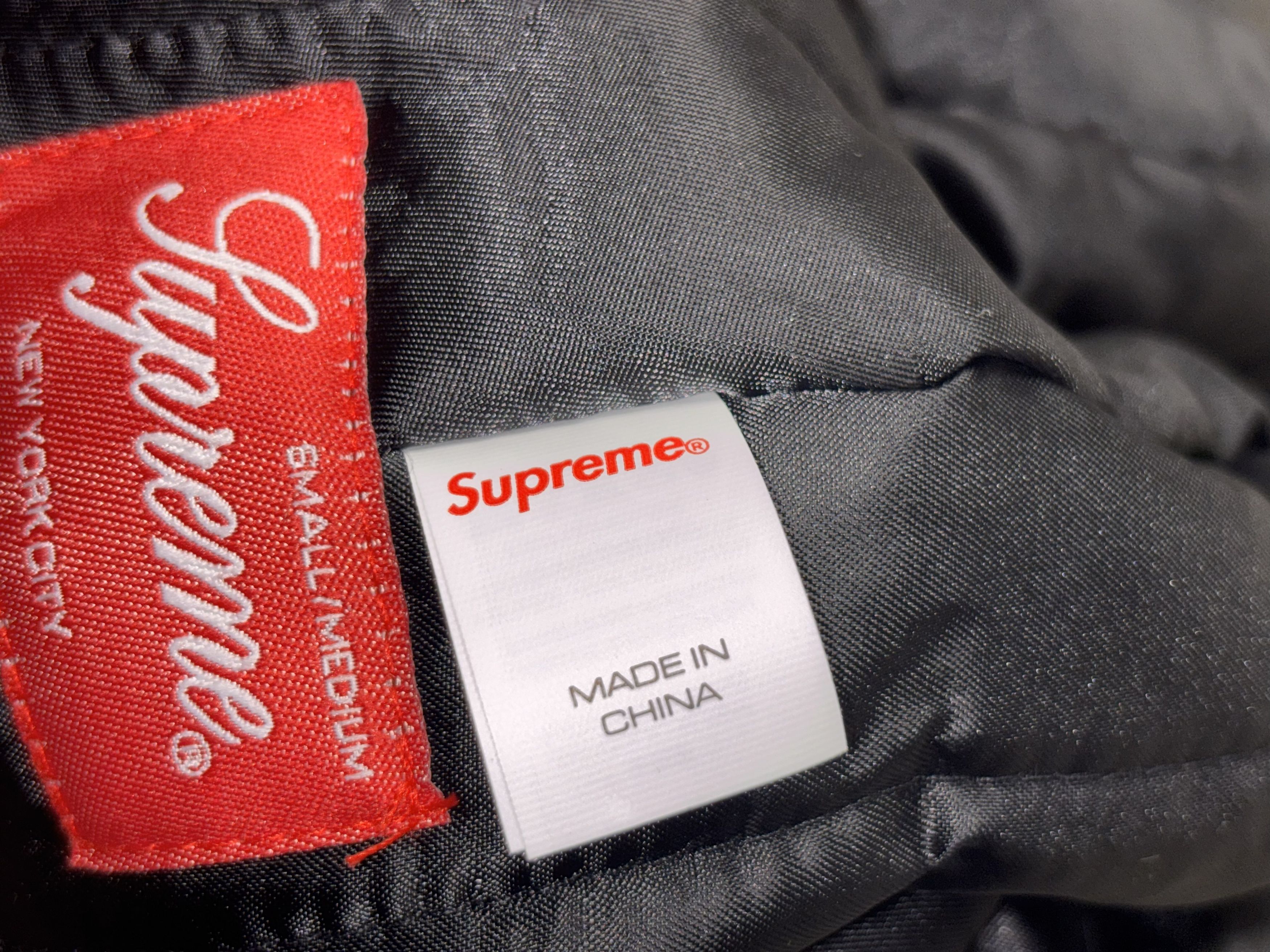 Supreme SUPREME Velvet Pattern Trooper Pink S/M FW21 FW21H156 Size ONE SIZE - 13 Thumbnail