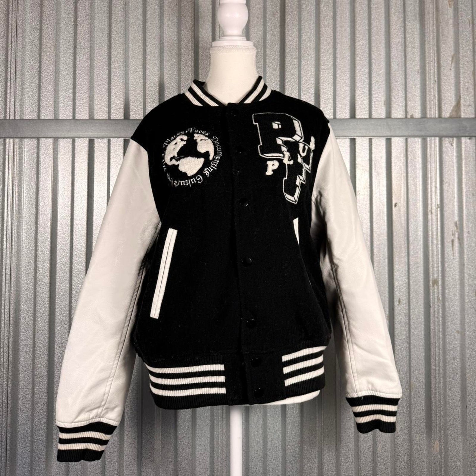 Places + Faces Black and white places and faces varsity jacket Size L / US 10 / IT 46 - 3 Thumbnail