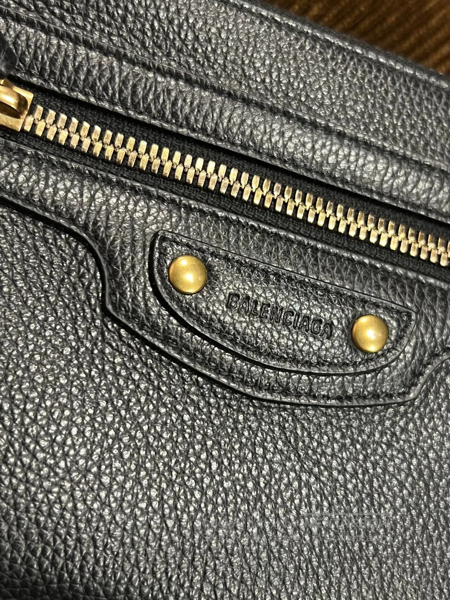 Other Balenciaga Black Gold Motorcycle Clutch. Size ONE SIZE - 6 Thumbnail