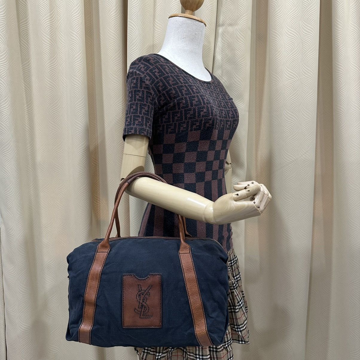 Yves Saint Laurent ‼️LASTDROP‼️ YVES SAINT LAURENT RIVE GAUCHE CANVAS BOTON BAG Size ONE SIZE - 1 Thumbnail