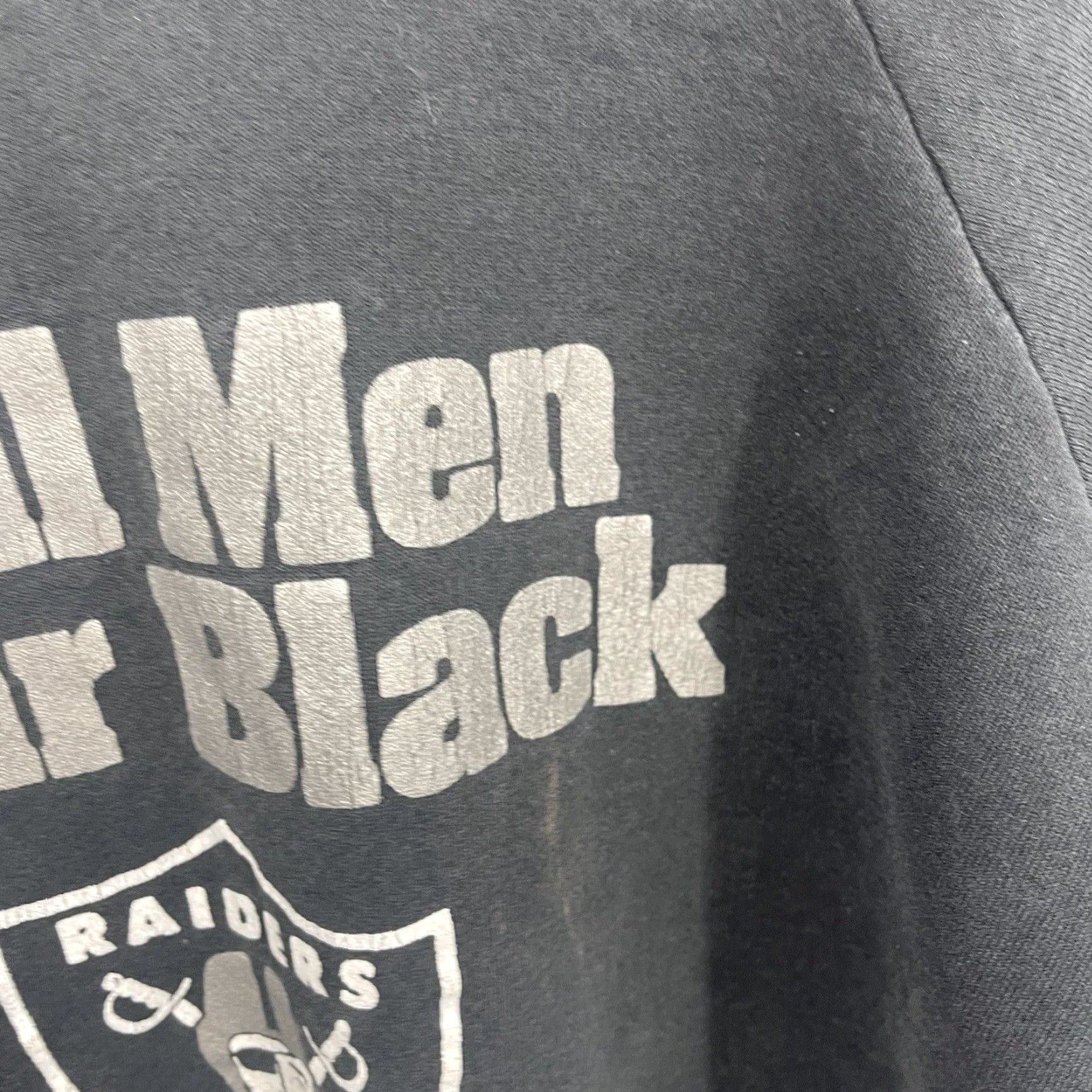 Fruit Of The Loom VINTAGE NFL Raiders Real Men Wear Black Sweatshirt XL Black Fruit of the Loom Adult XL 1990s NFL Merch Mens Size US XL / EU 56 / 4 - 5 Thumbnail
