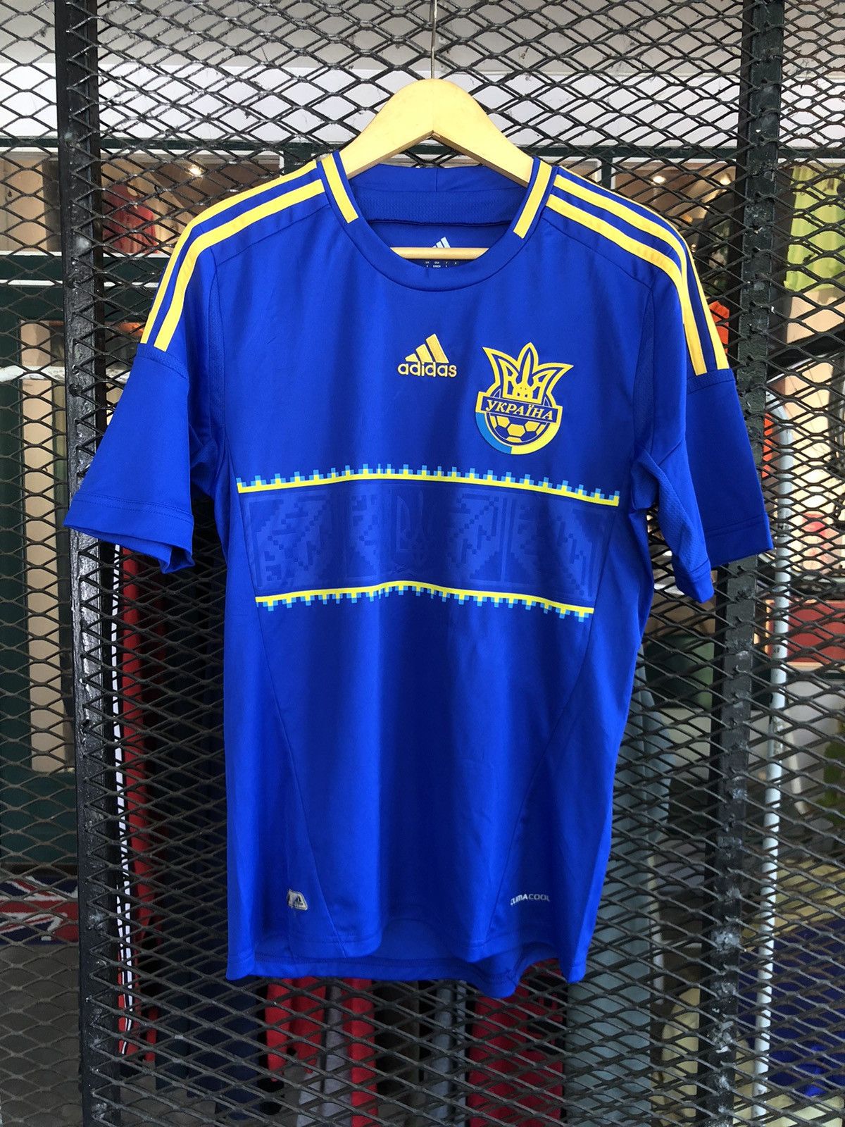 Vintage UKRAINE JERSEY AWAY 2012 -2014 Size US S / EU 44-46 / 1 - 1 Thumbnail