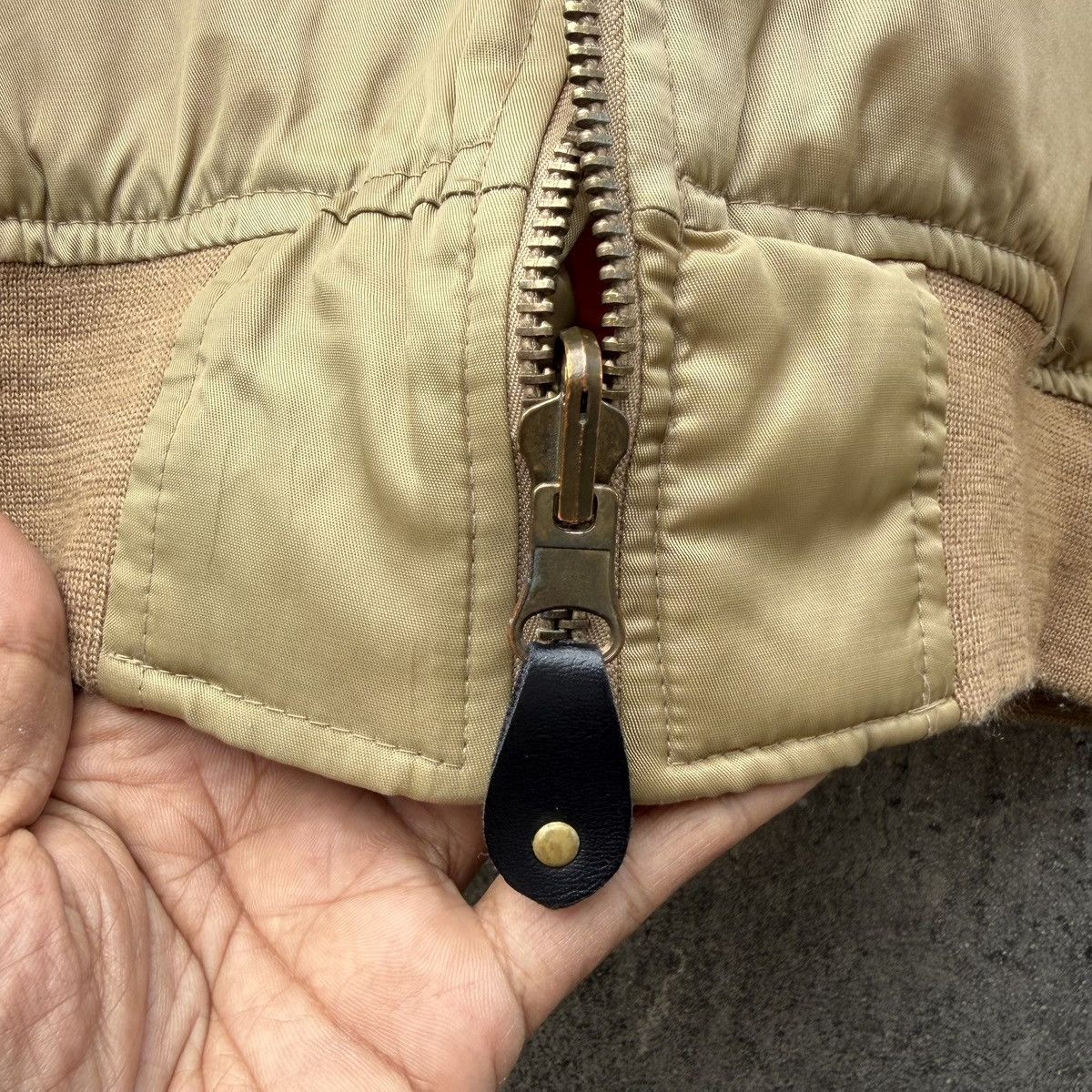Vintage Vintage Sun Faded Ma-1 Bomber Jacket By Reliable Size US M / EU 48-50 / 2 - 12 Thumbnail