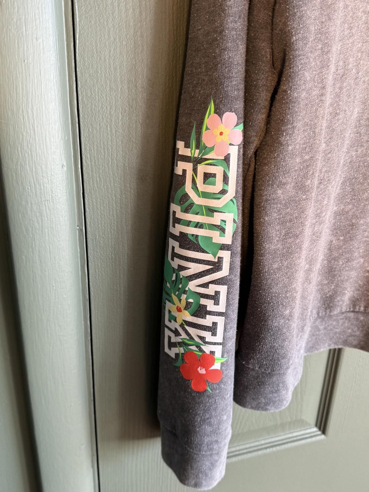 Other Victoria's Secret PINK Women's Gray Zip-Up Hoodie with Logo Size XL / US 12-14 / IT 48-50 - 5 Thumbnail
