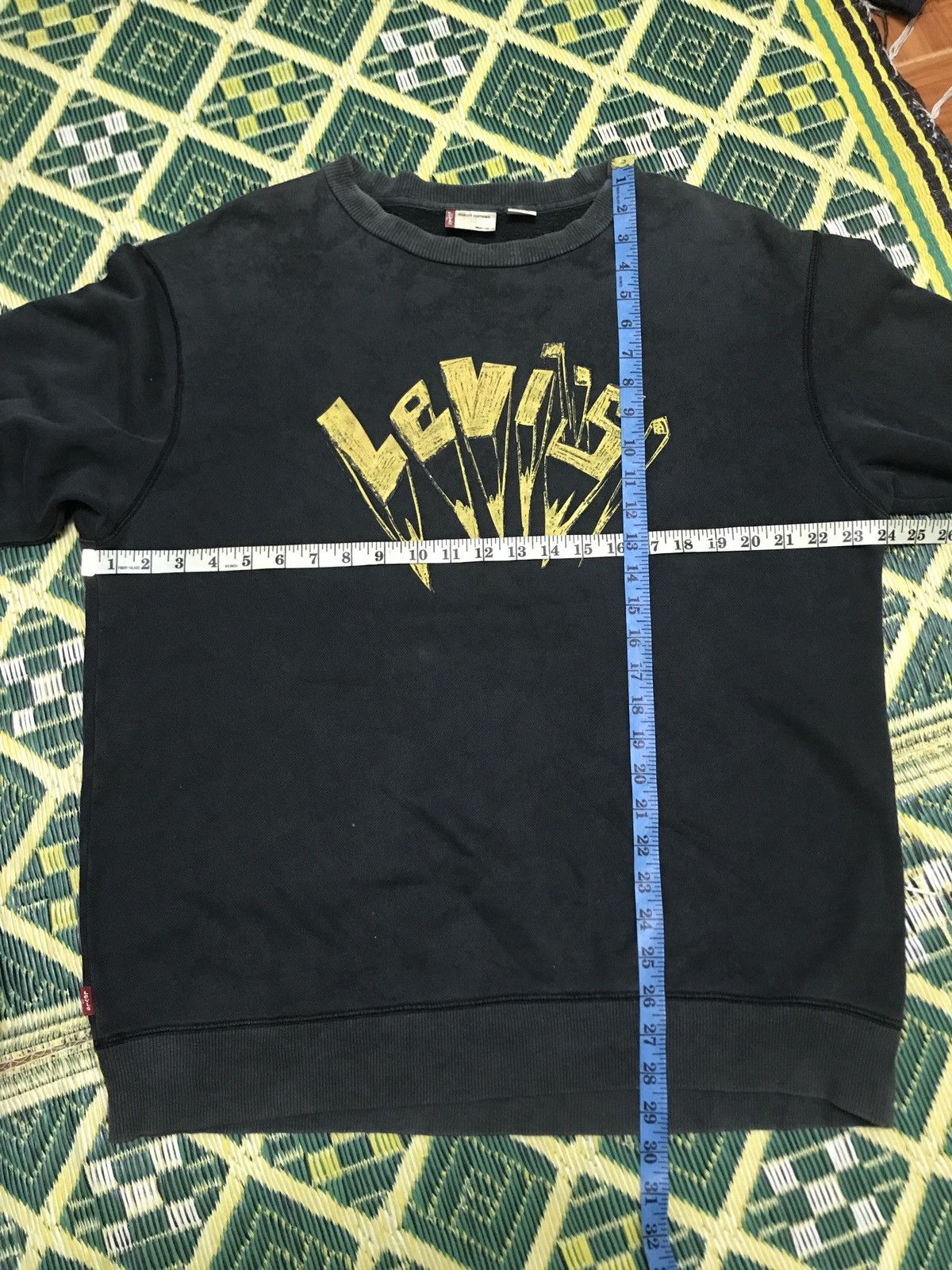 Levi's × Vintage ‼️vintage levis faded big logo Size US L / EU 52-54 / 3 - 9 Thumbnail