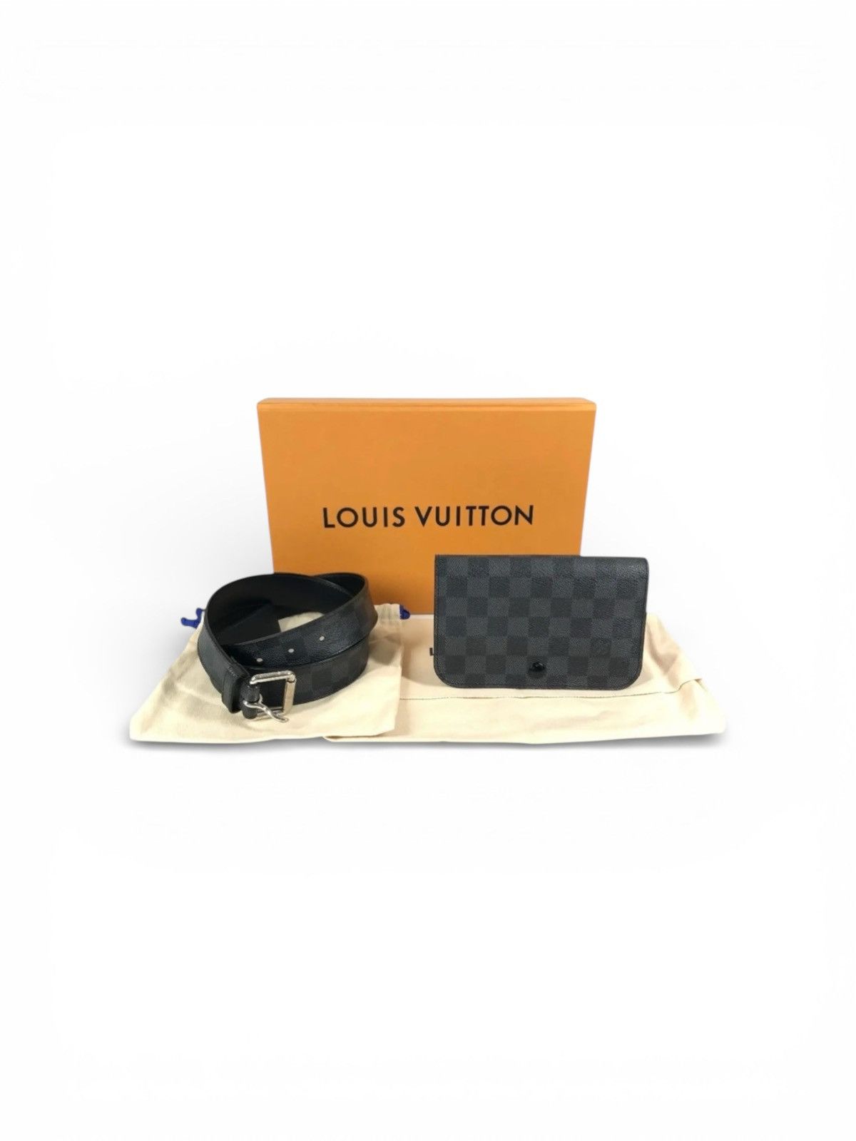 Louis Vuitton Louis Vuitton Damier Belt Bag Waist Bag Size ONE SIZE - 2 Thumbnail
