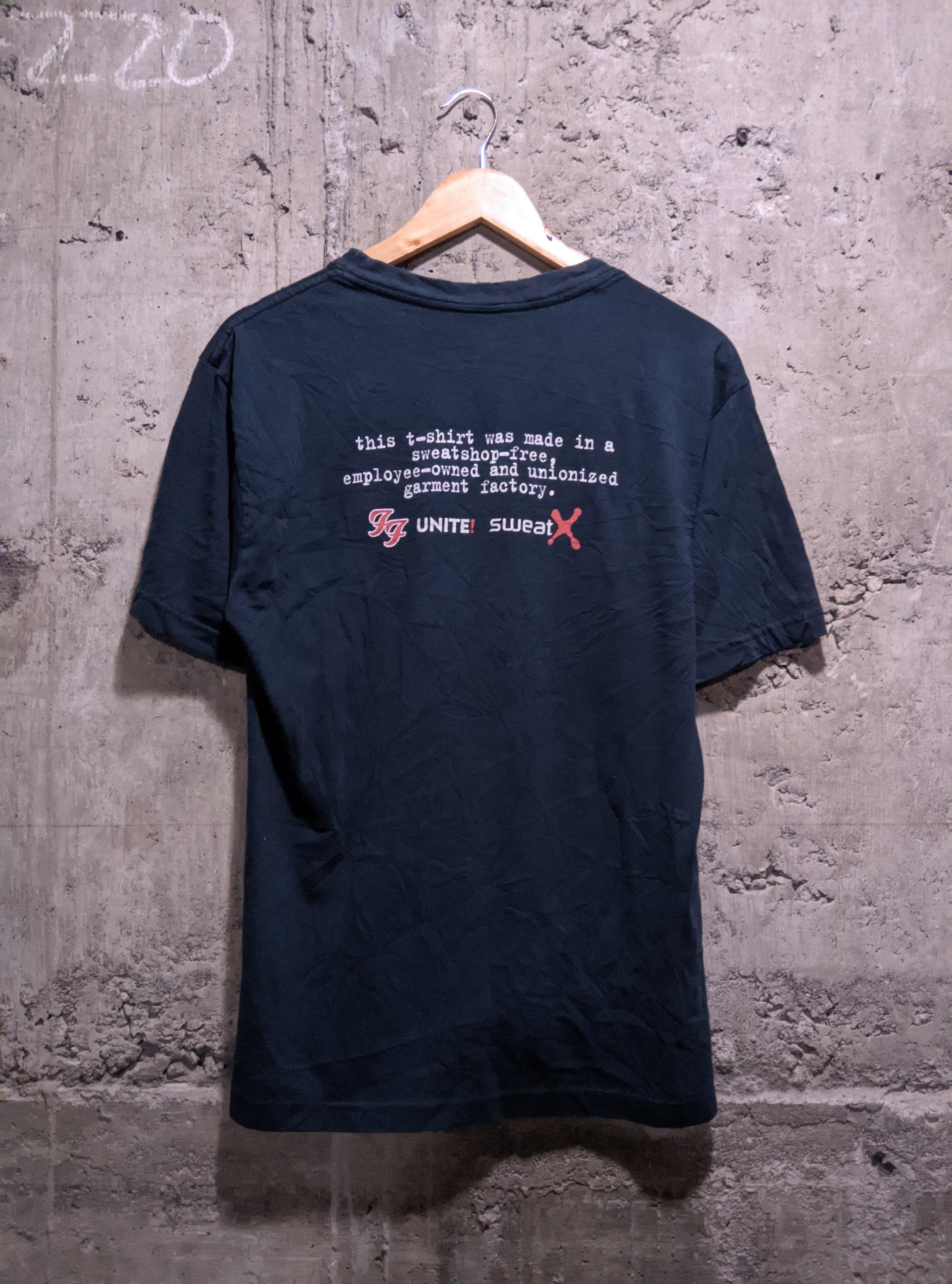Band Tees × Vintage Vintage 2003 Foo fighters x sweat x t shirt Size US M / EU 48-50 / 2 - 2 Thumbnail