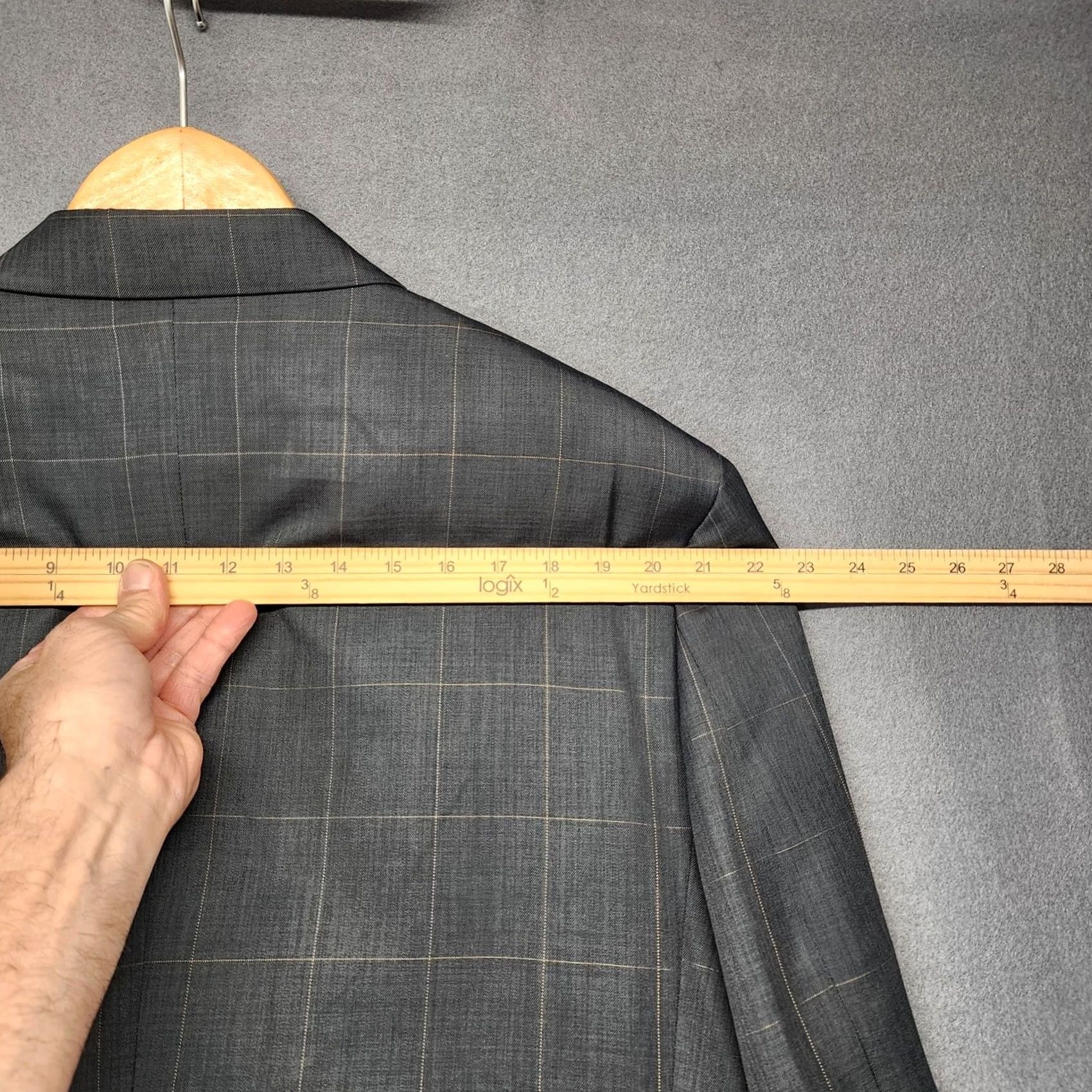 Vintage VINTAGE? Gianni Vironi Mens Gray Suit 42L 33W Windowpane Plaid Jacket Pants Pleated Cuff 2 Piece Suit Mens Size 42R - 7 Thumbnail