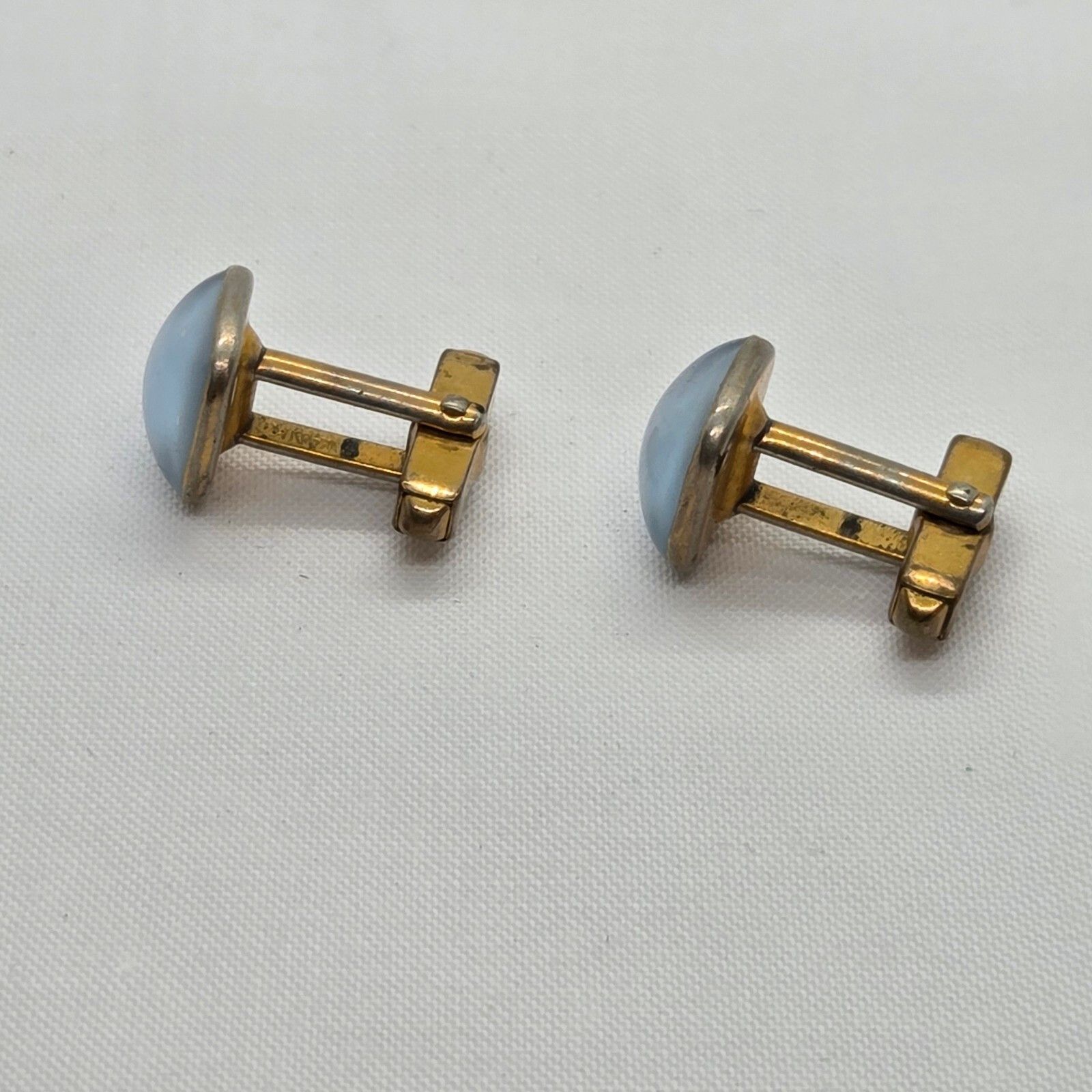 Vintage Gold-Tone Swank Opalescent Blue Glass Cufflinks, Men's — image 5 of 6