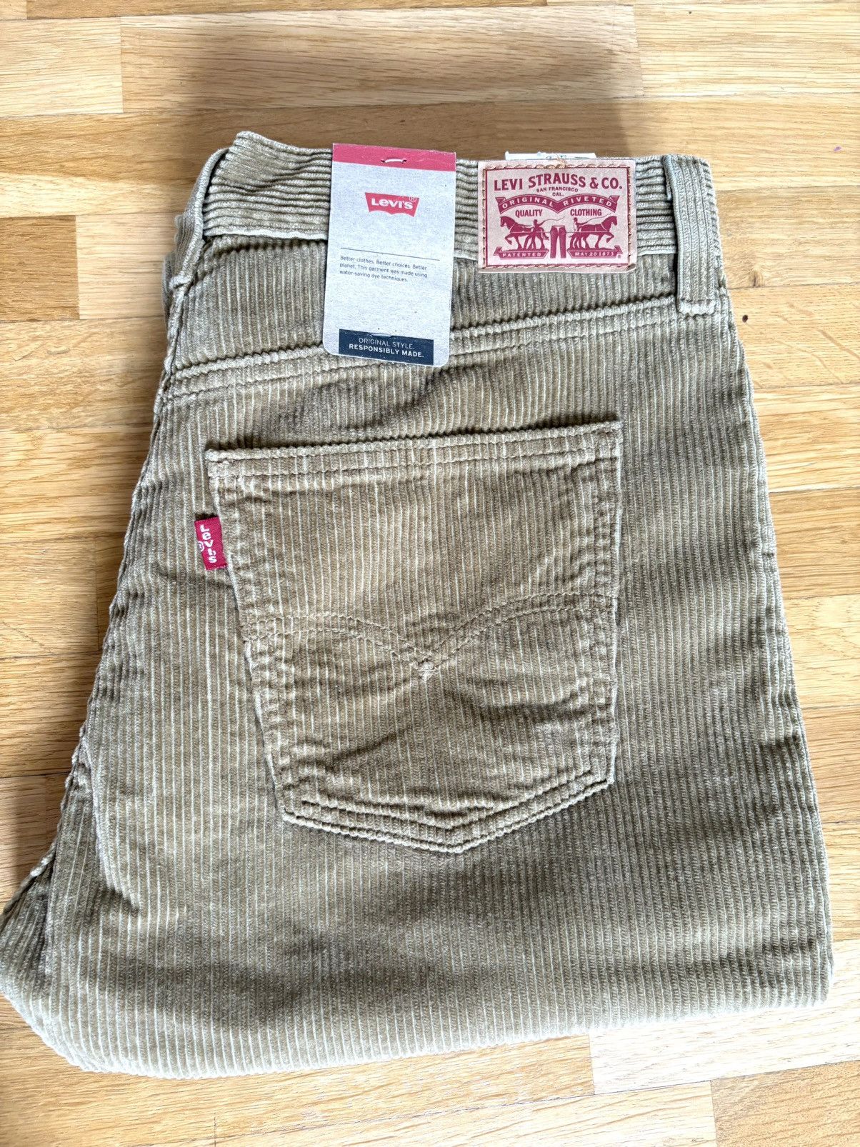Levi's Unworn Levis 512 corduroy men pant - size 31 / 30 - beige Size US 31 - 1 Thumbnail