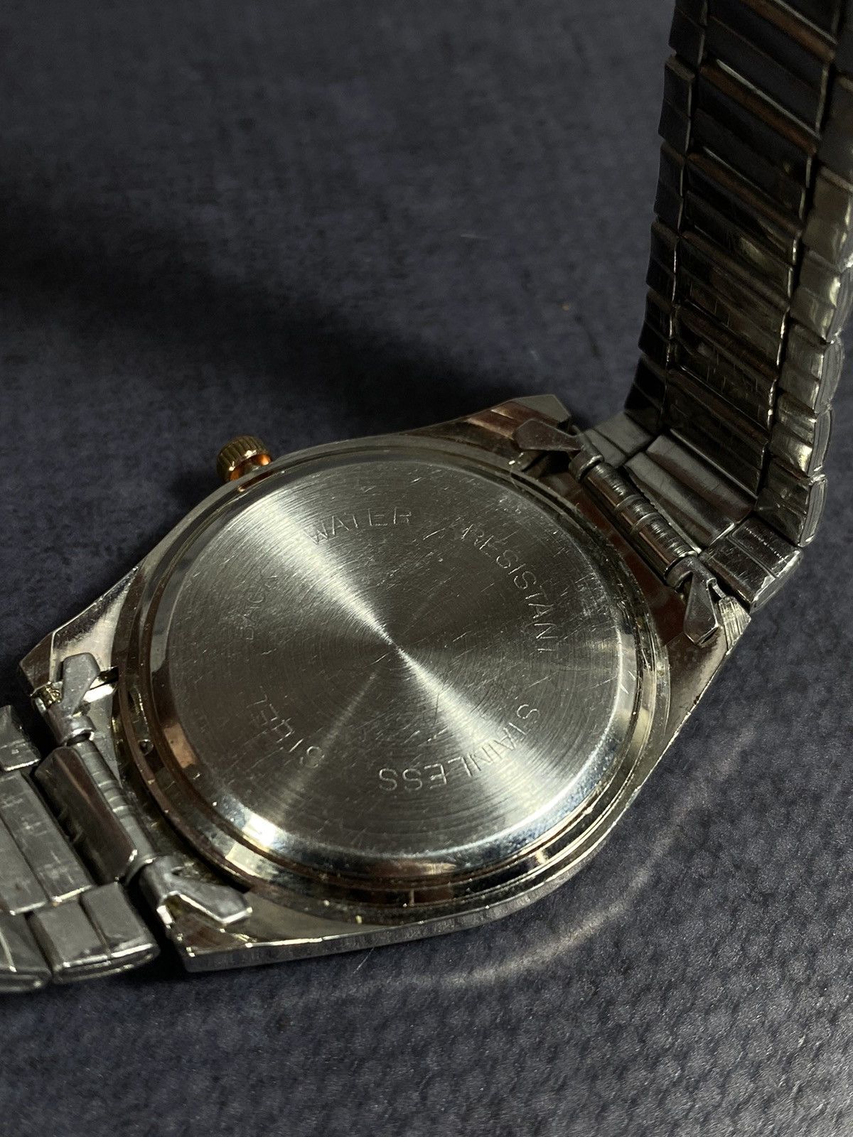 Japanese Brand Vintage Futuristic Quartz Watch with New Strap Size ONE SIZE - 9 Thumbnail
