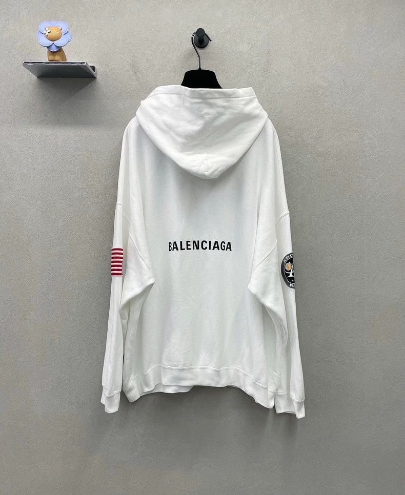 Balenciaga Balenciaga White Sweatshirt - Size XS Size US XS / EU 42 / 0 - 2 Thumbnail