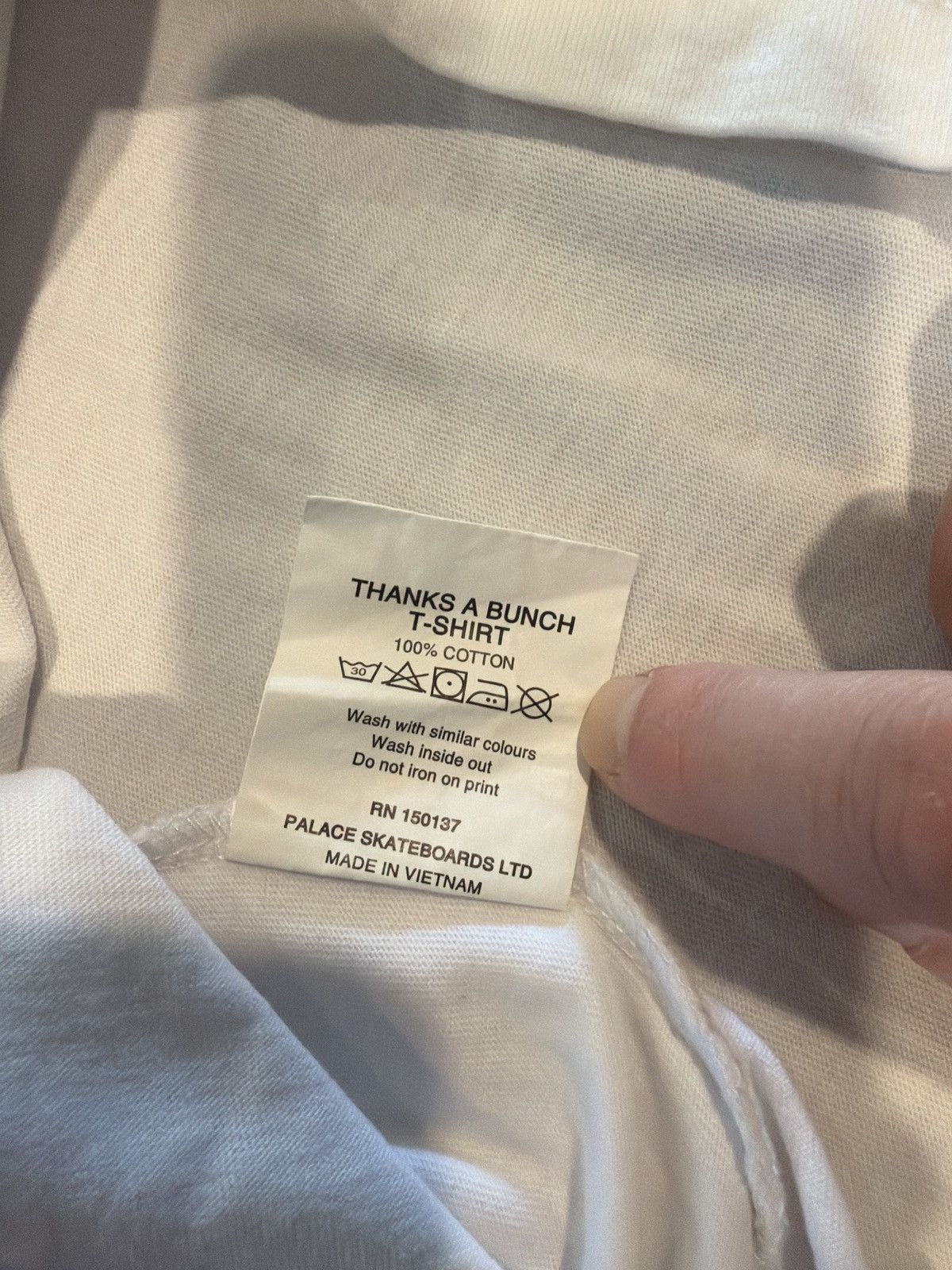 Palace Palace “Thanks A Bunch” SS22 Tshirt Size US M / EU 48-50 / 2 - 9 Thumbnail