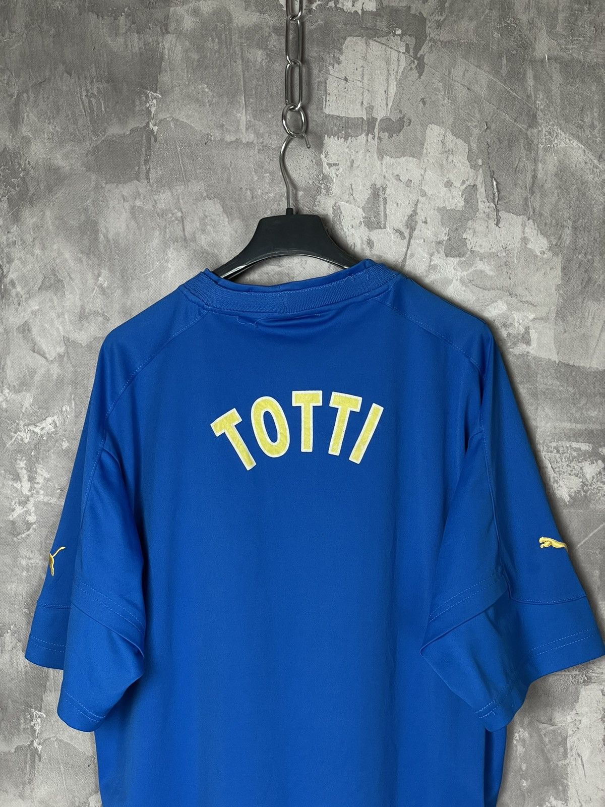 Puma Puma Italy Franchesco Totti Home Vintage 90s Soccer Jersey Size US L / EU 52-54 / 3 - 12 Thumbnail