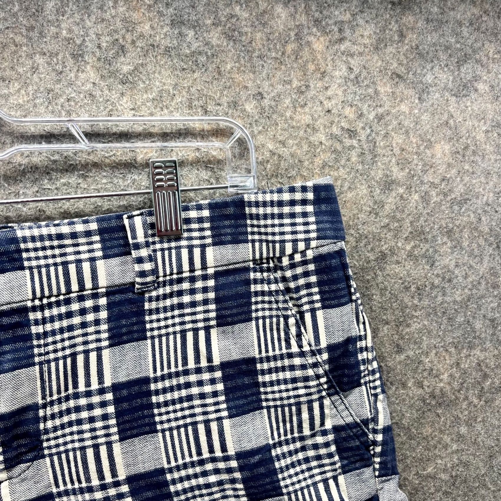 Tommy Hilfiger Tommy Hilfiger Shorts Womens 10 Blue White Chino Flat Front Cotton Glen Check Size 32" / US 10 / IT 46 - 6 Thumbnail