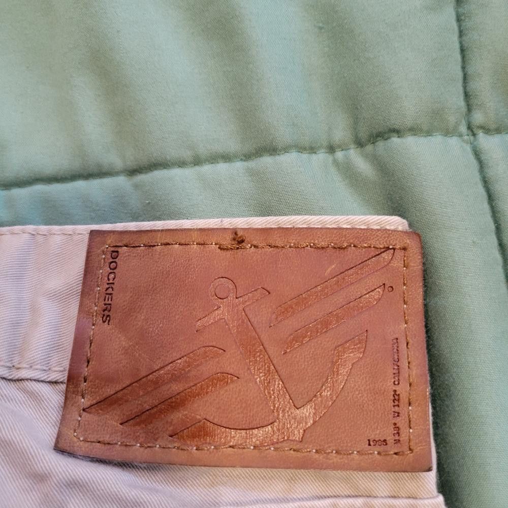 Dockers Dockers Stylish Men's Khaki Pants - Size 32 x 32 Size US 32 / EU 48 - 5 Thumbnail