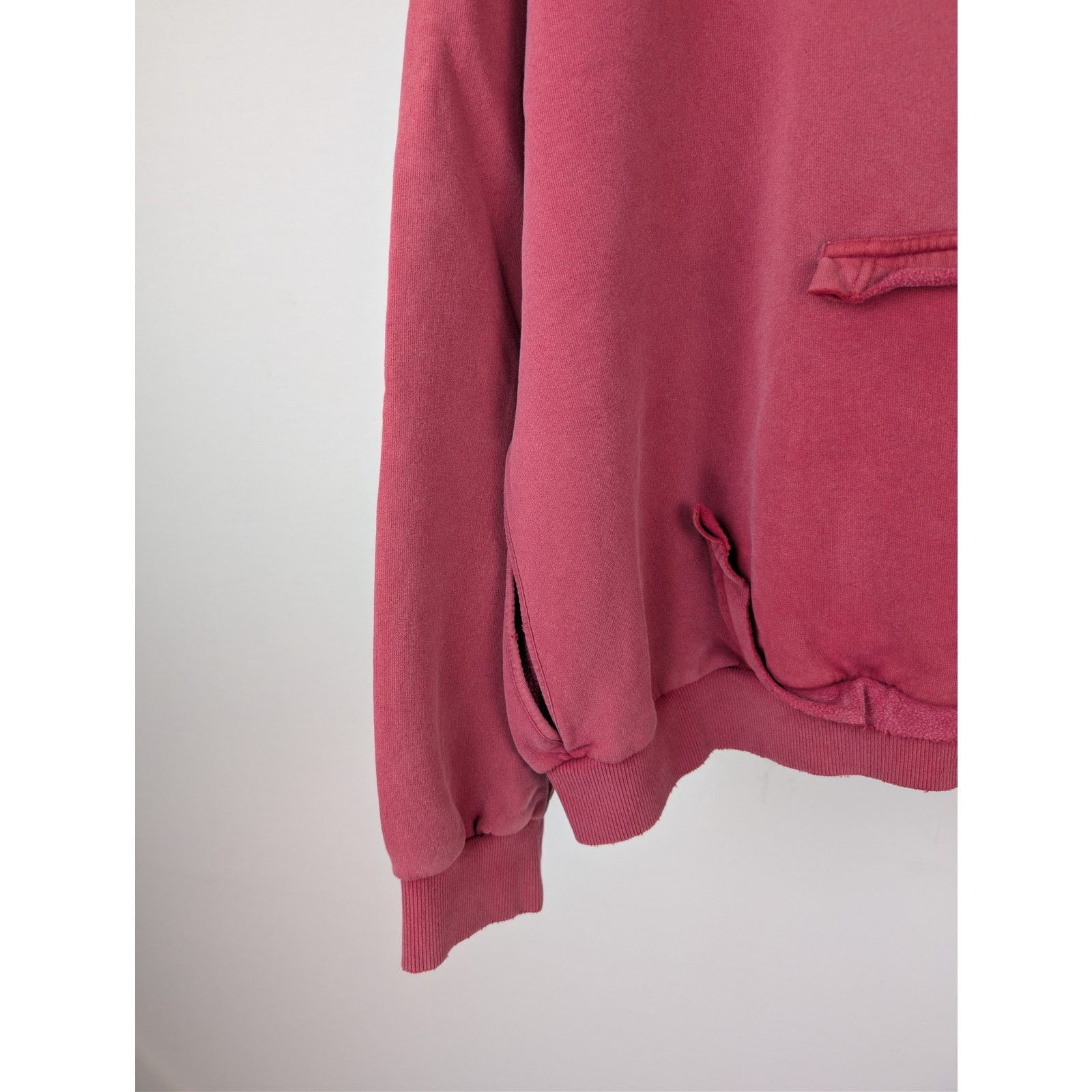 Balenciaga o1rshd1 Tape Type Ripped Pocket Hoodie in Raspberry Size US S / EU 44-46 / 1 - 5 Thumbnail