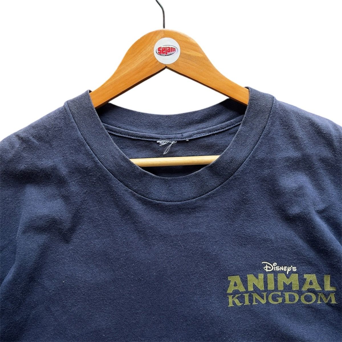 Disney Vintage Disney Animal Kingdom walt disney tshirt Size US L / EU 52-54 / 3 - 3 Thumbnail