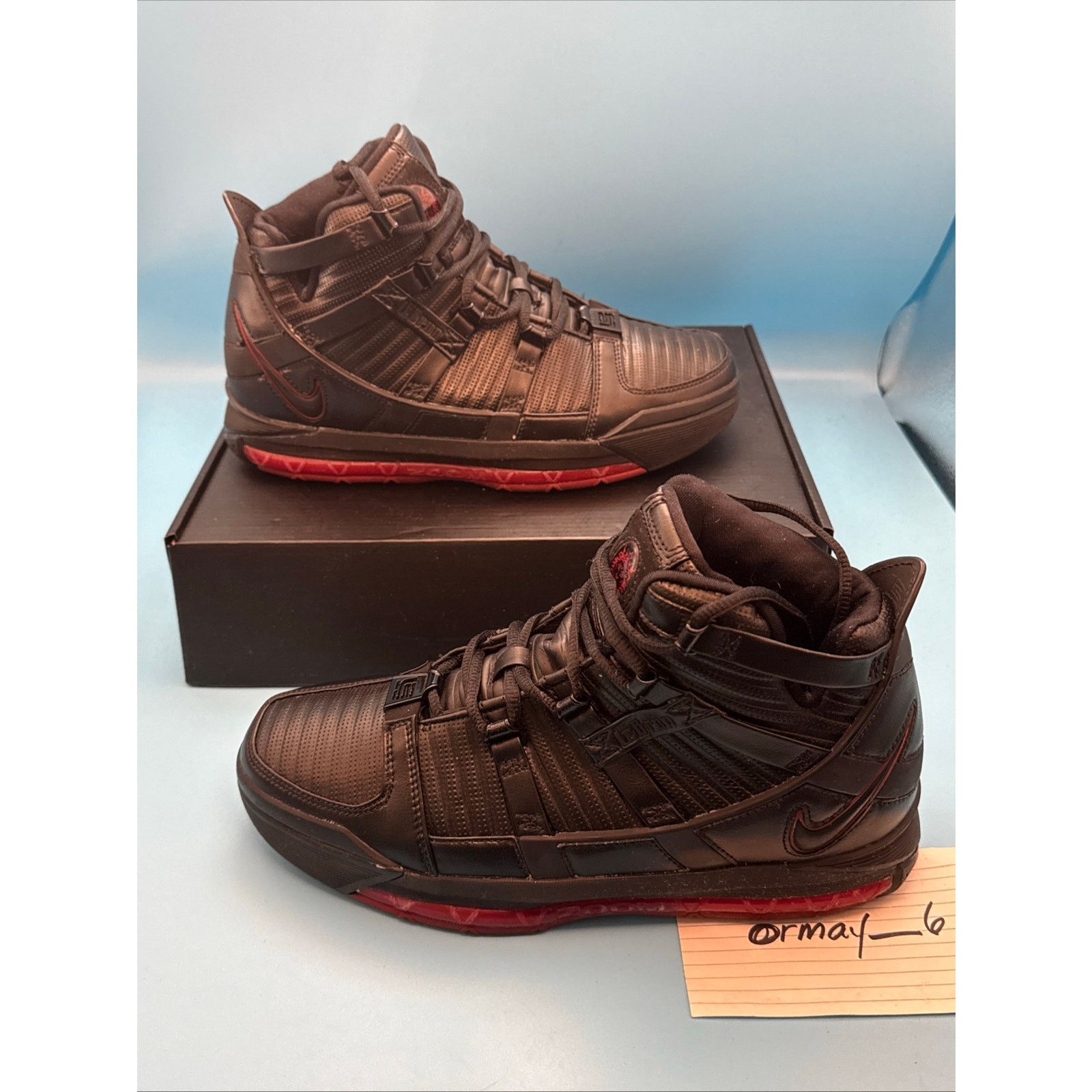 Nike Nike Zoom Lebron III Black Crimson m8 w9.5 Size US 8 / EU 41 - 3 Thumbnail