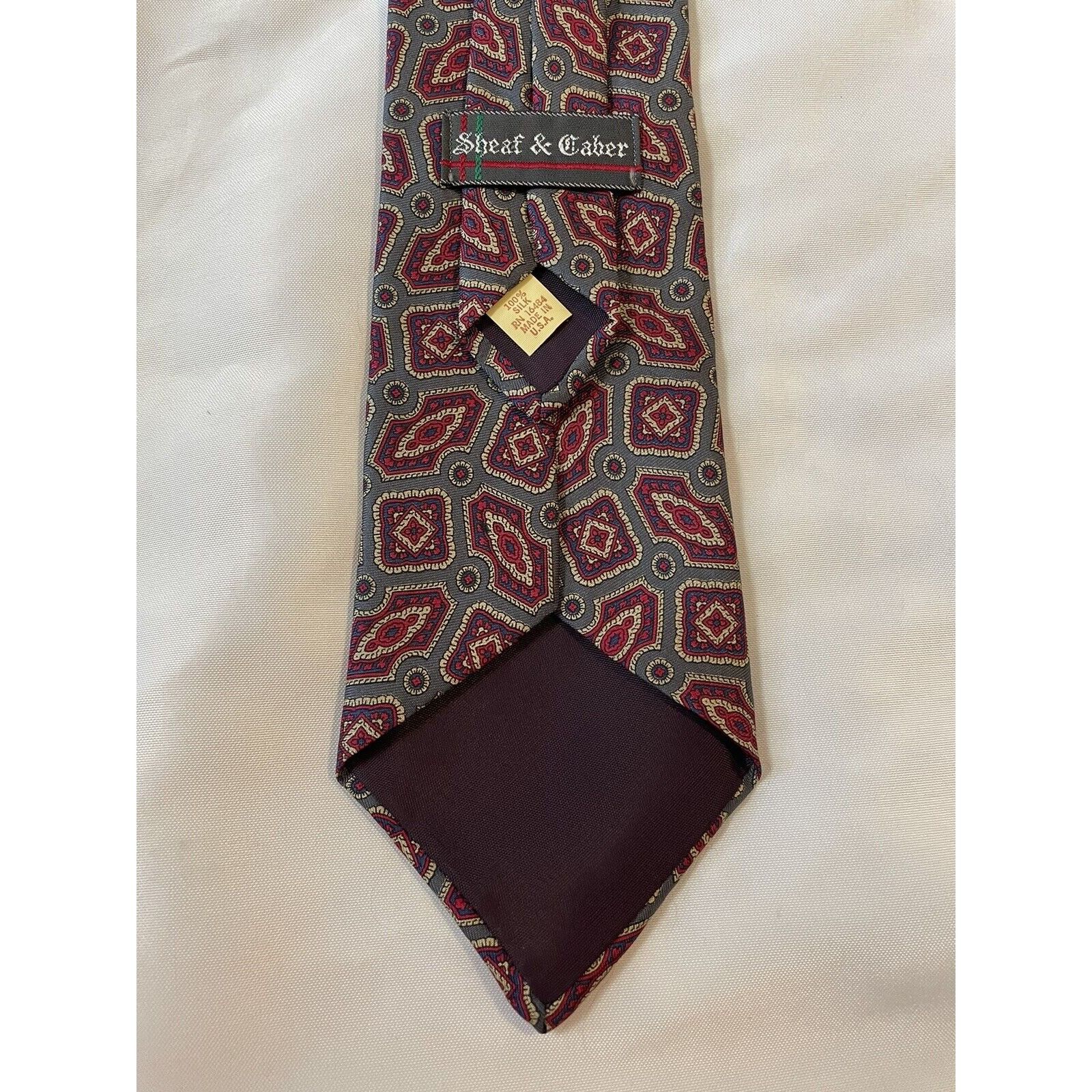 Vintage Sheaf & Caber Gray Red Blue Patterned Men's Neck Tie 59” 4” Size ONE SIZE - 3 Thumbnail