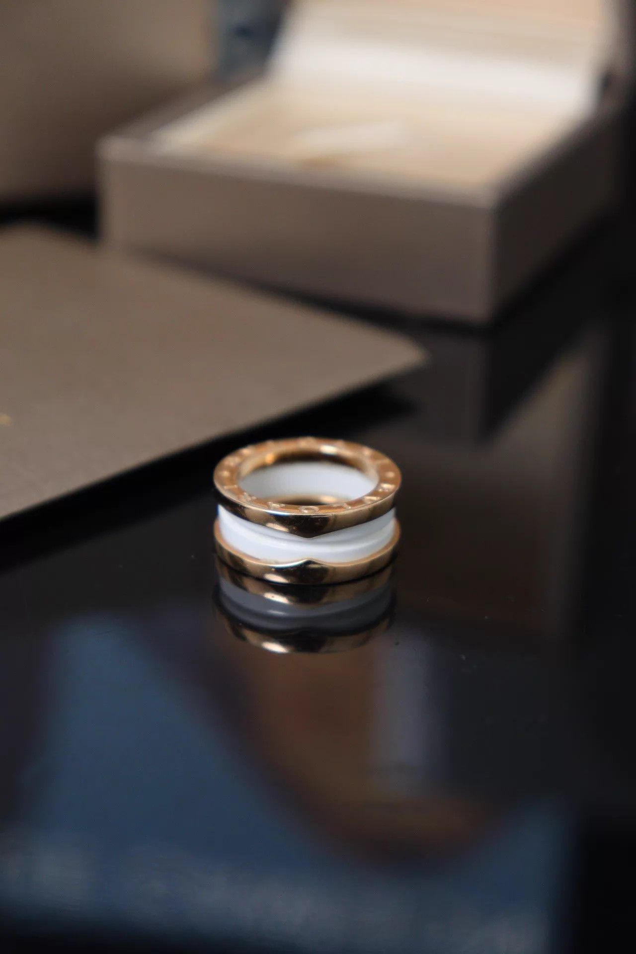 Bvlgari Bvlgari White Ceramic Ring Size 48 Box & 2020 Dec Card Size ONE SIZE - 3 Thumbnail