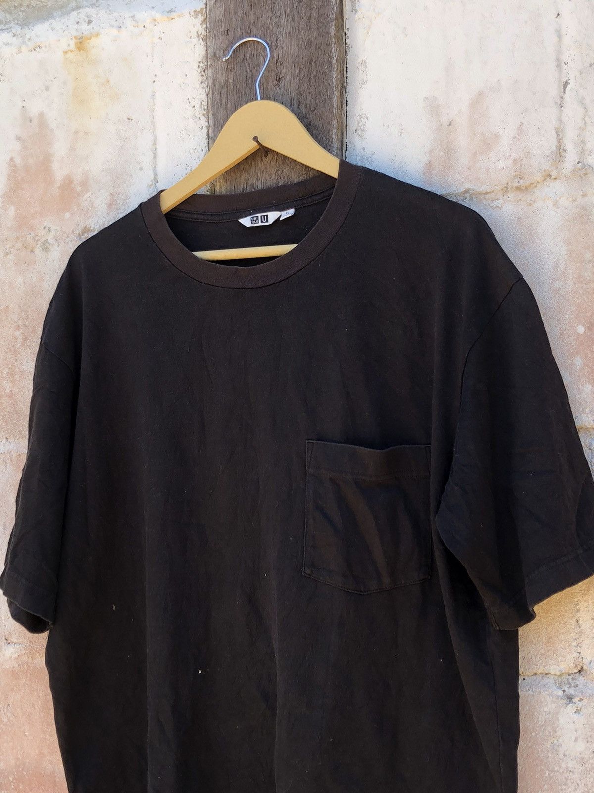 Uniqlo Uniqlo U Plain Pocket T Shirt Size US XL / EU 56 / 4 - 4 Thumbnail