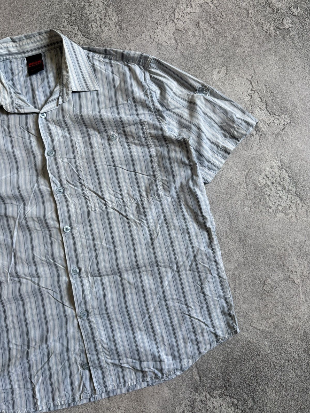 Mammut Mammut L striped outdoor shirt button up short sleeve Size US L / EU 52-54 / 3 - 6 Thumbnail